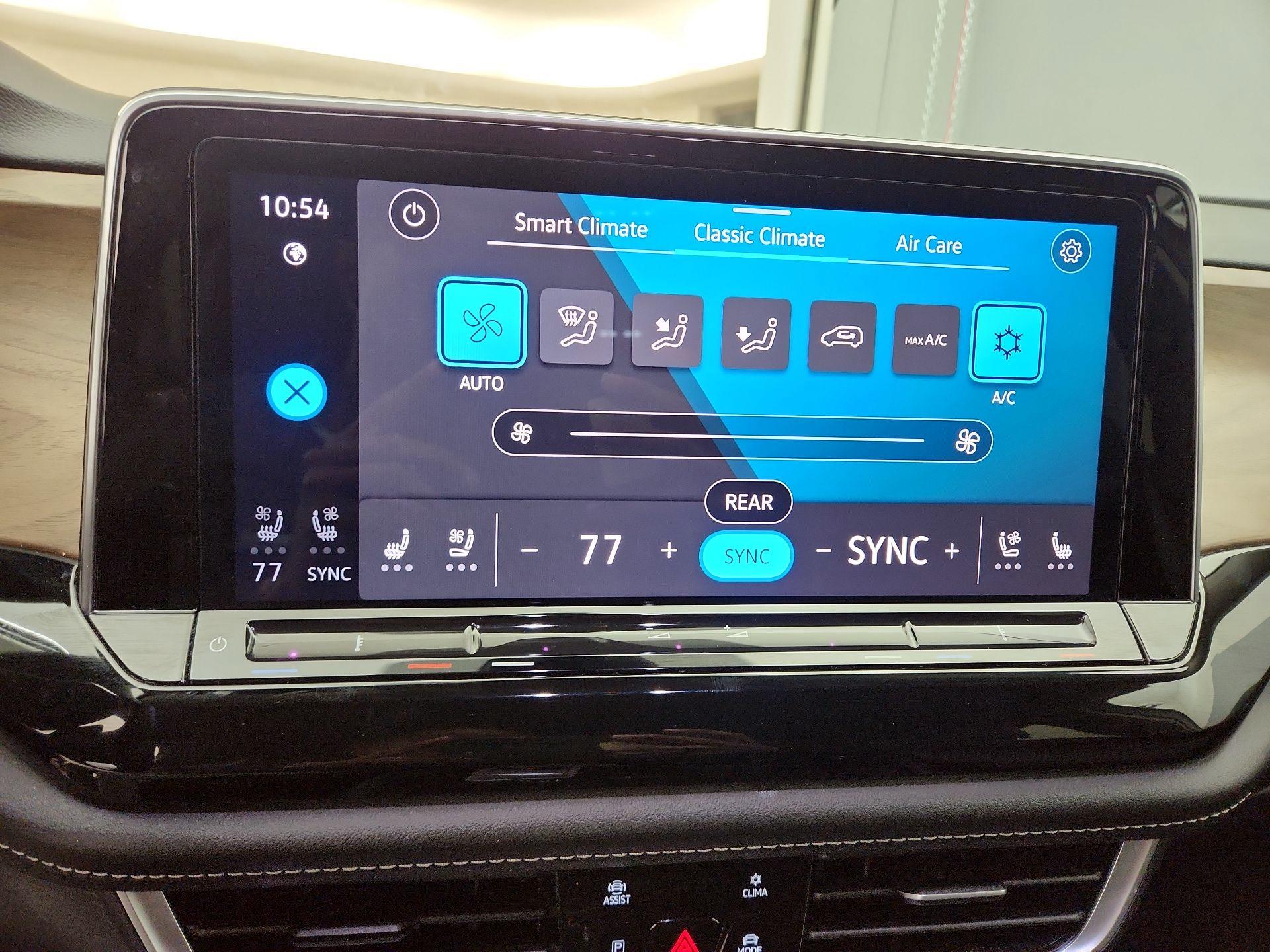 Thumbnail: 2024 Volkswagen Atlas - 16