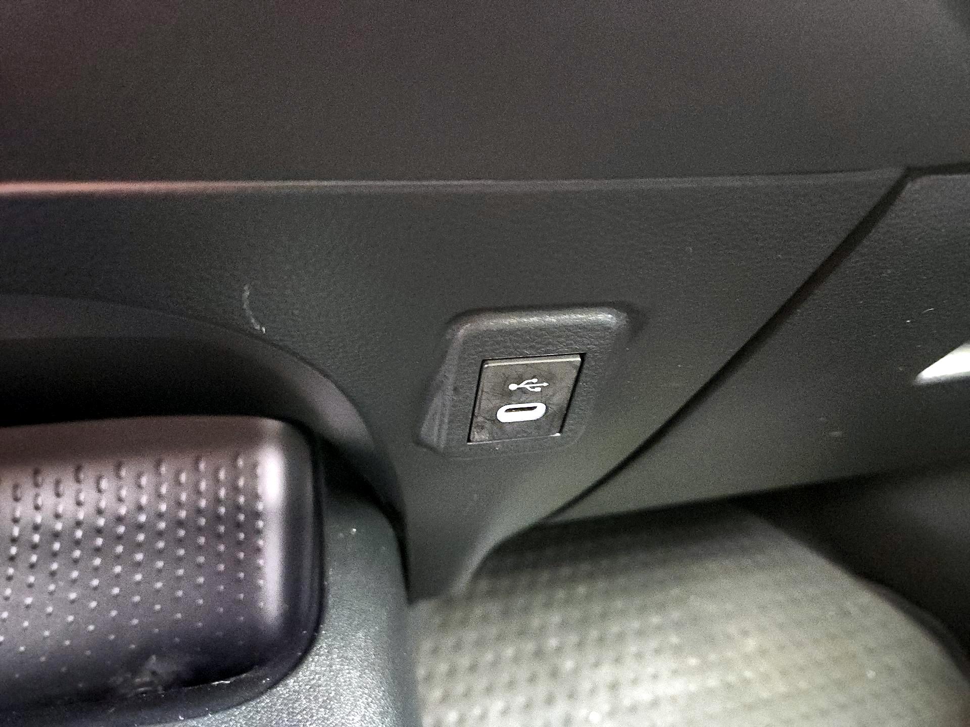 Thumbnail: 2024 Toyota Corolla - 18