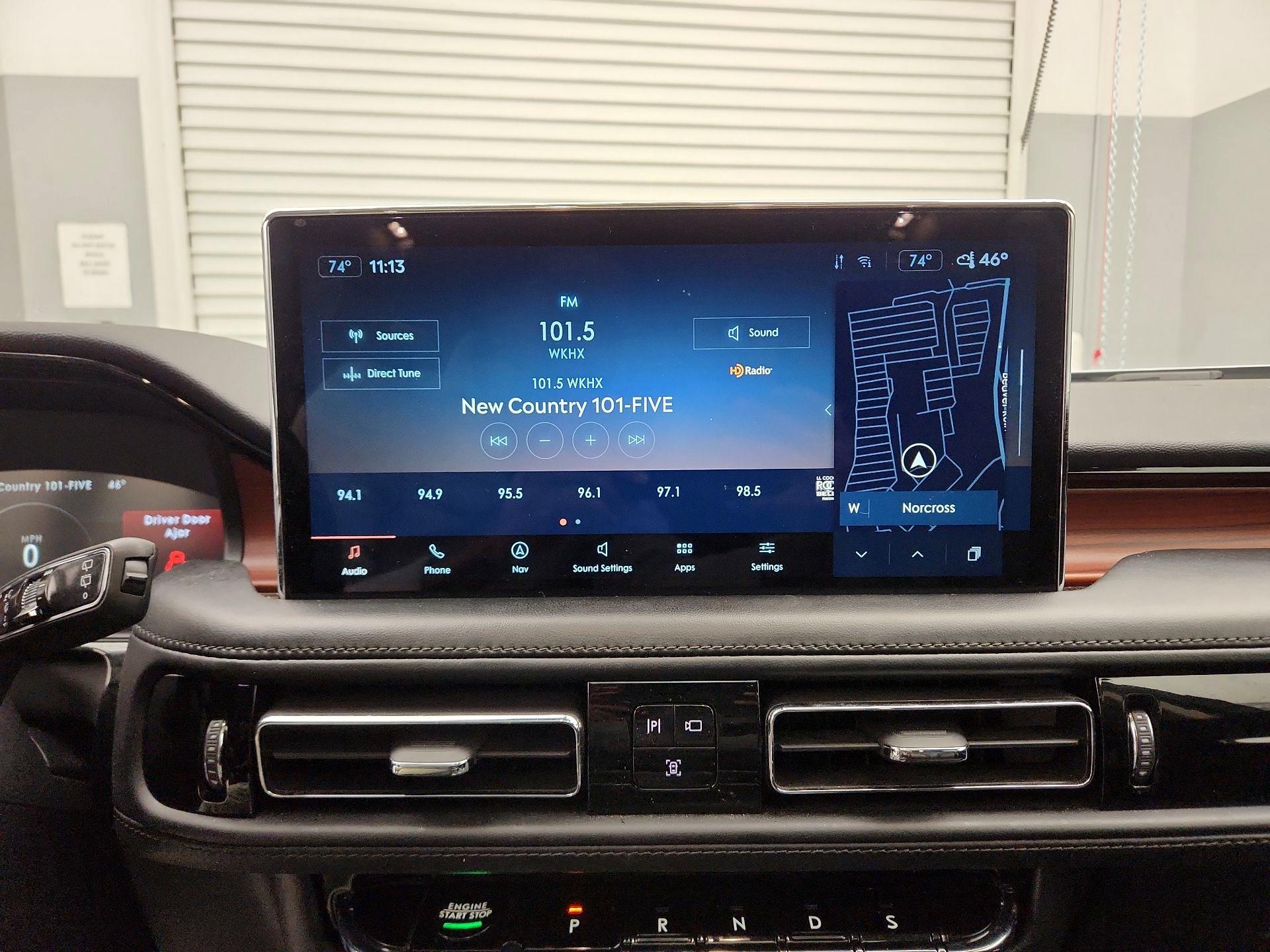 Thumbnail: 2022 Lincoln Nautilus - 16