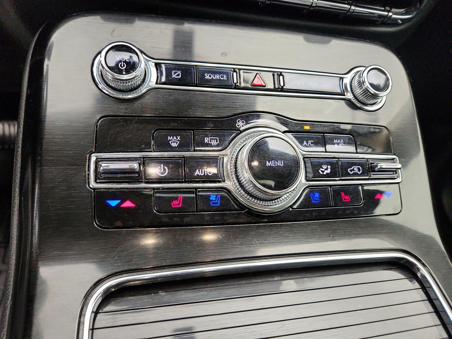 Thumbnail: 2022 Lincoln Nautilus - 17