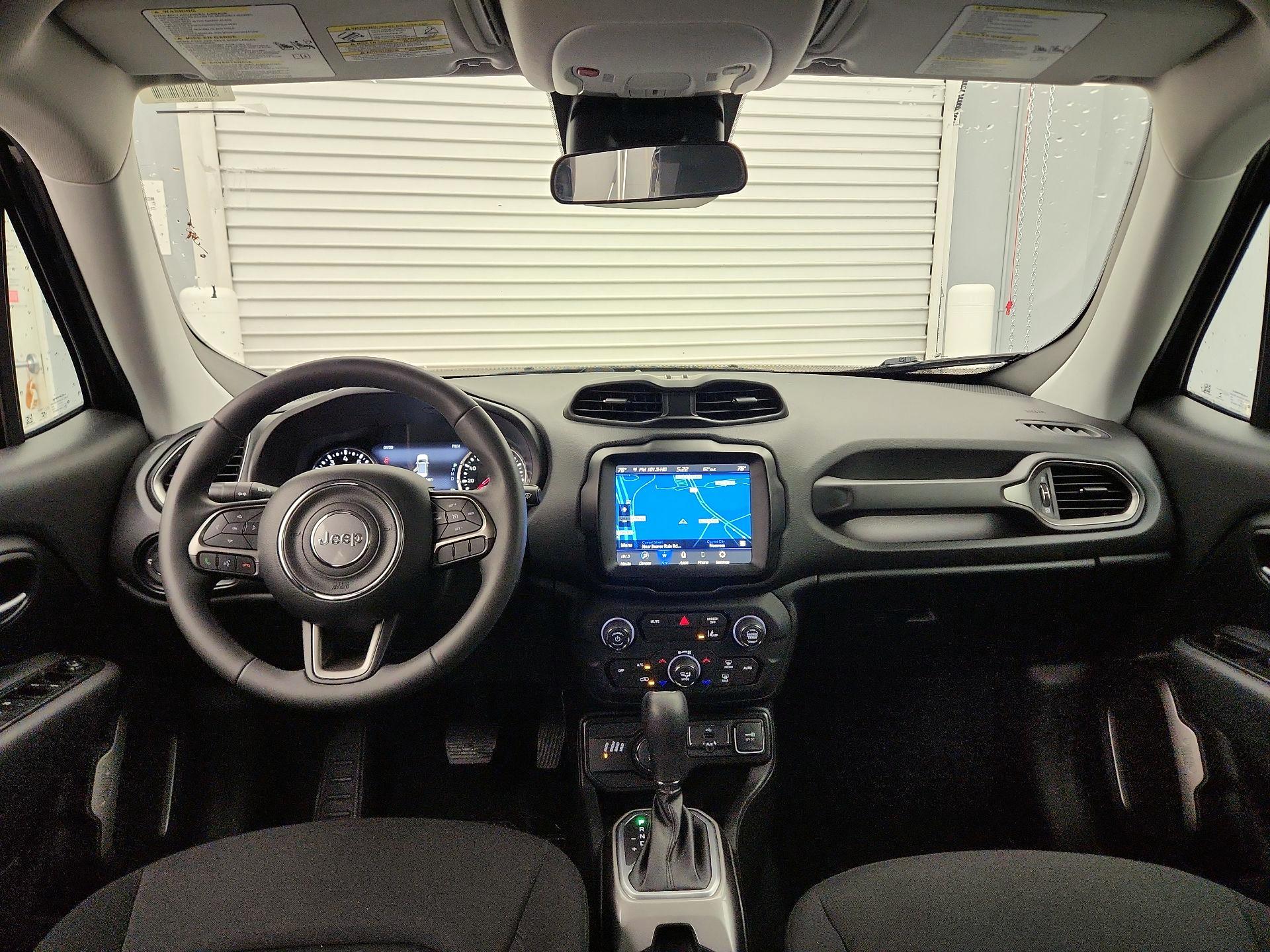 Thumbnail: 2022 Jeep Renegade - 9