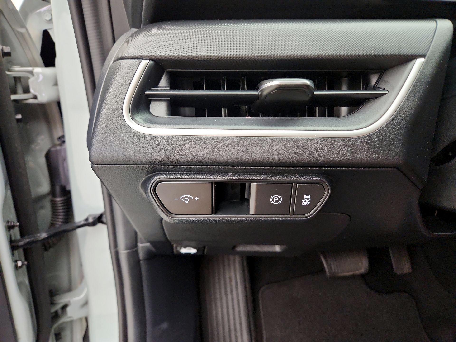 Thumbnail: 2025 Kia K4 - 13