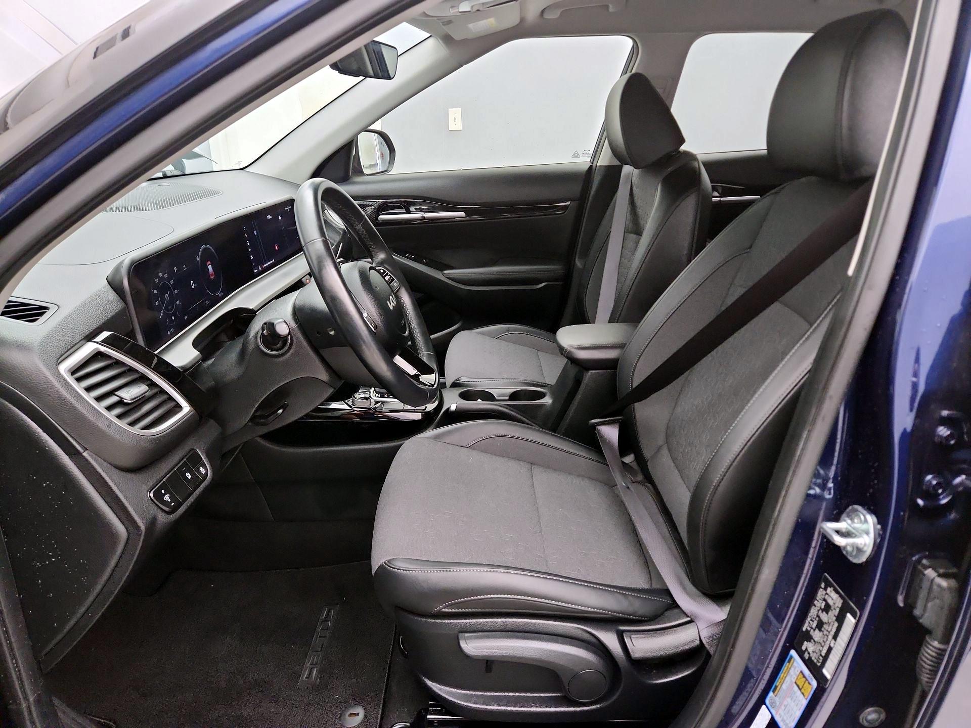 Thumbnail: 2024 Kia Seltos - 11