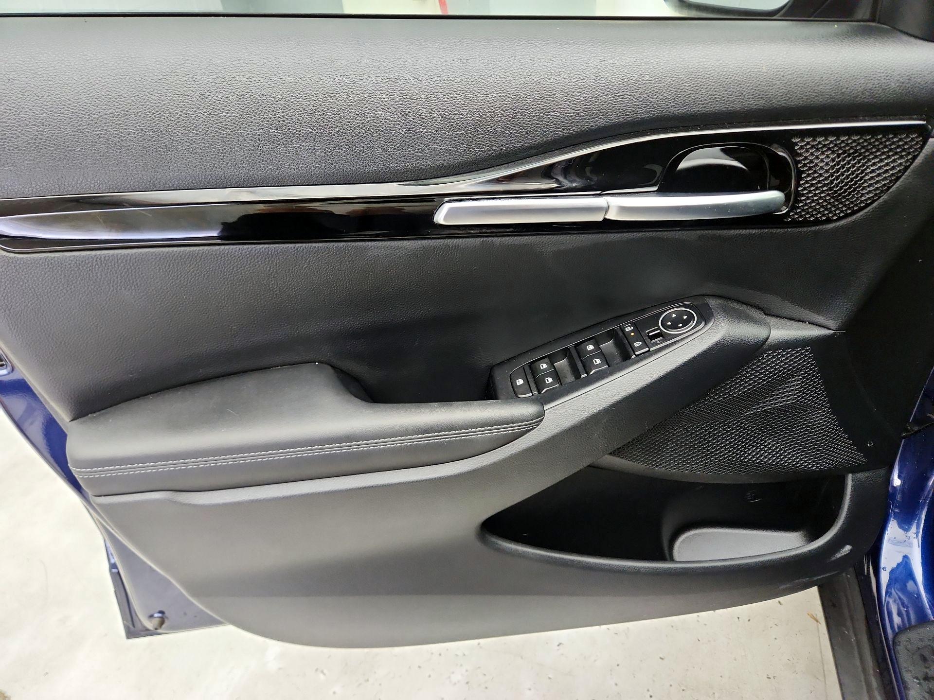 Thumbnail: 2024 Kia Seltos - 12