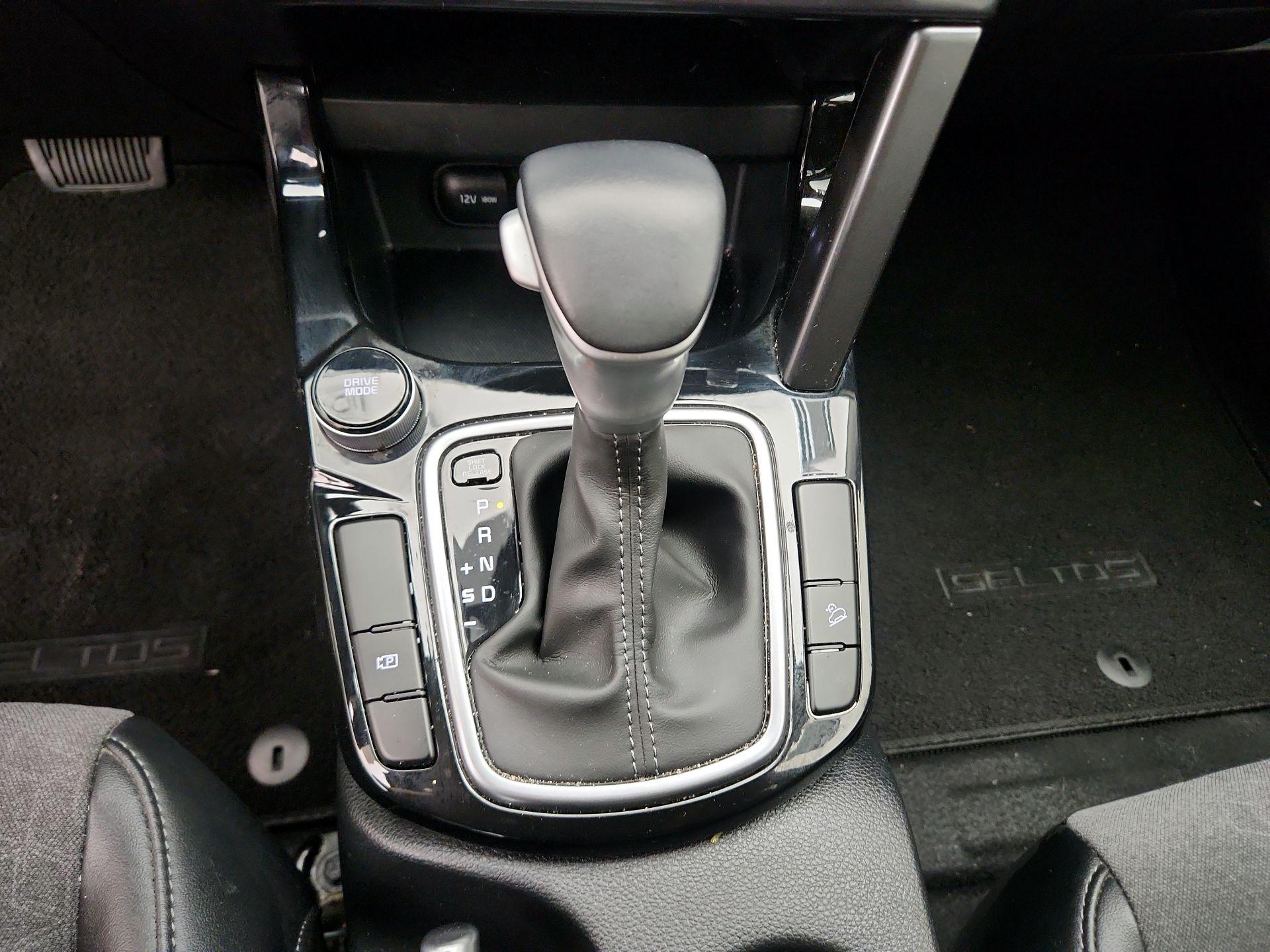 Thumbnail: 2024 Kia Seltos - 18