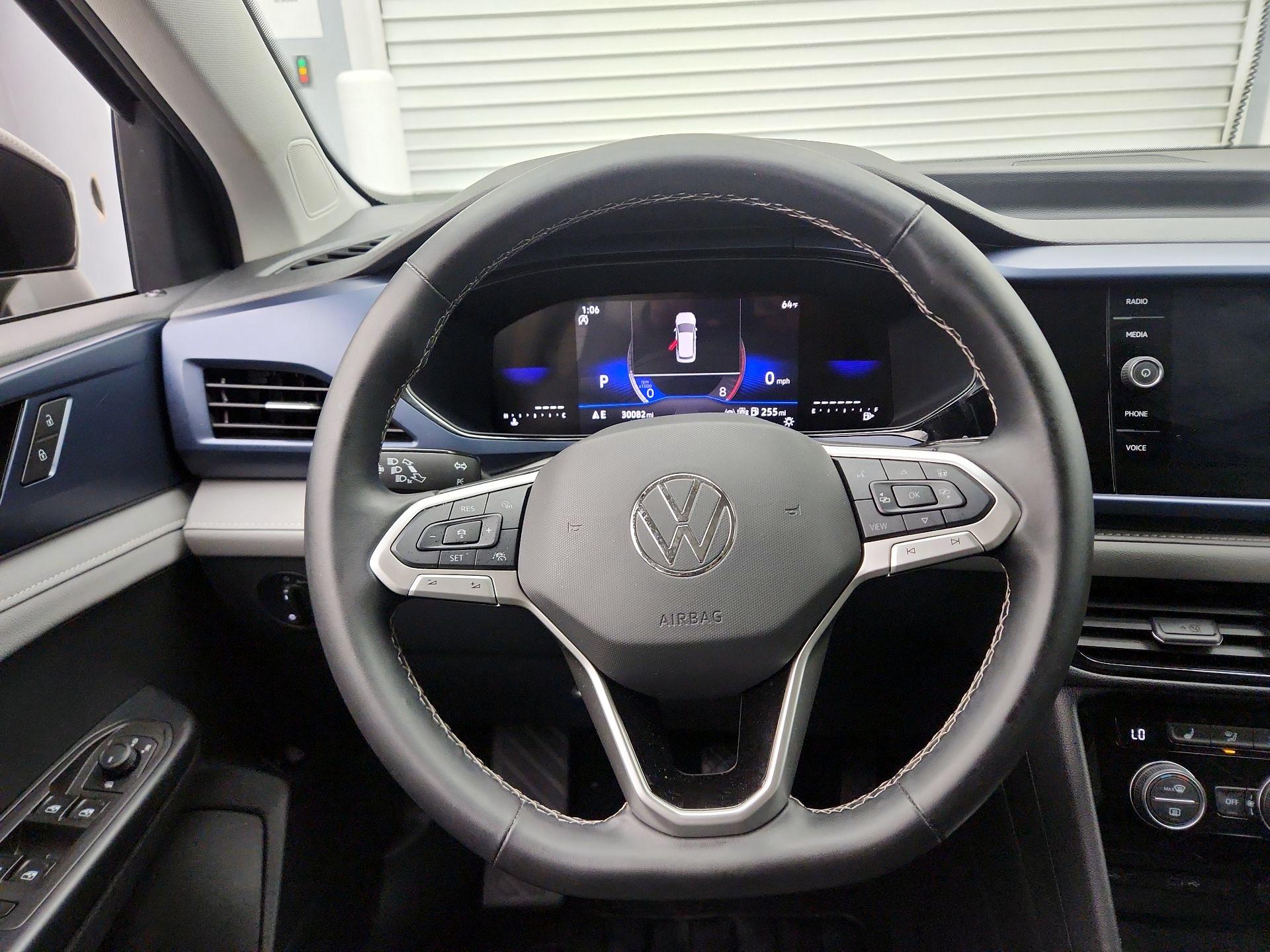 Thumbnail: 2024 Volkswagen Taos - 10