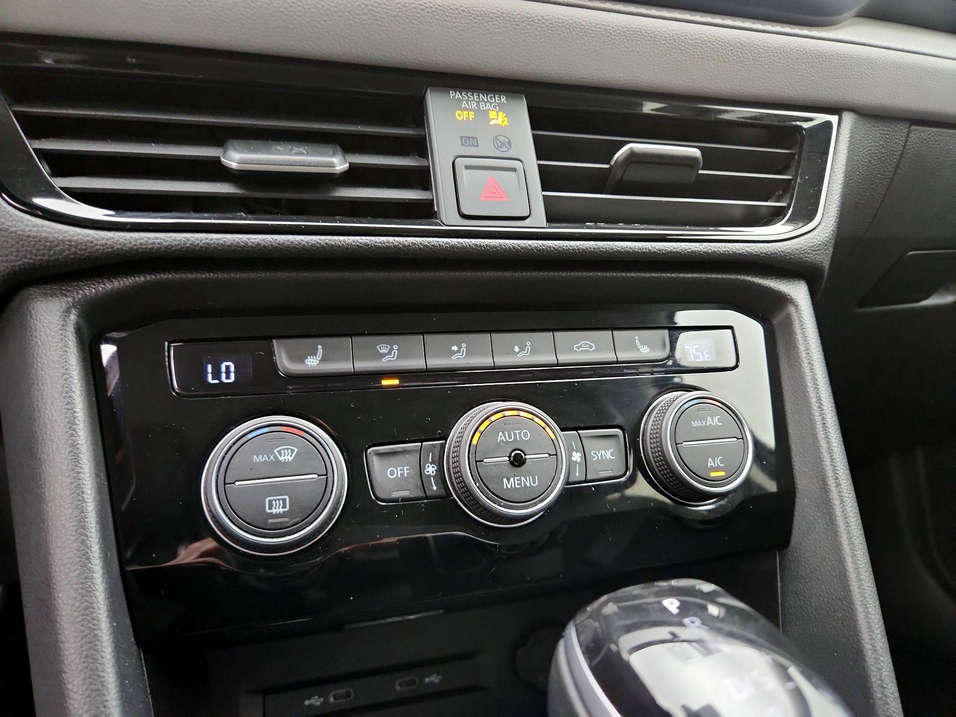 Thumbnail: 2024 Volkswagen Taos - 16