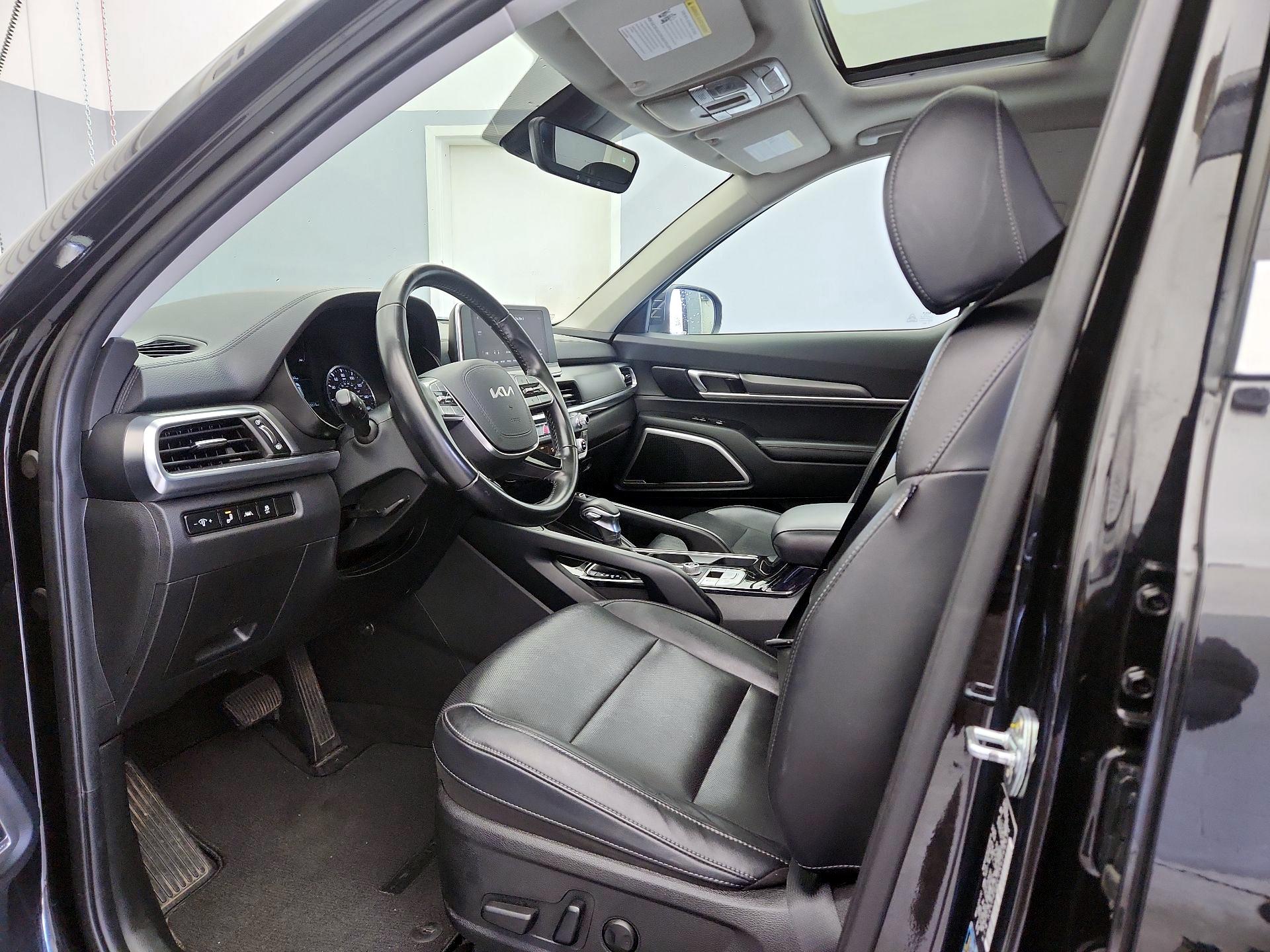 Thumbnail: 2022 Kia Telluride - 11