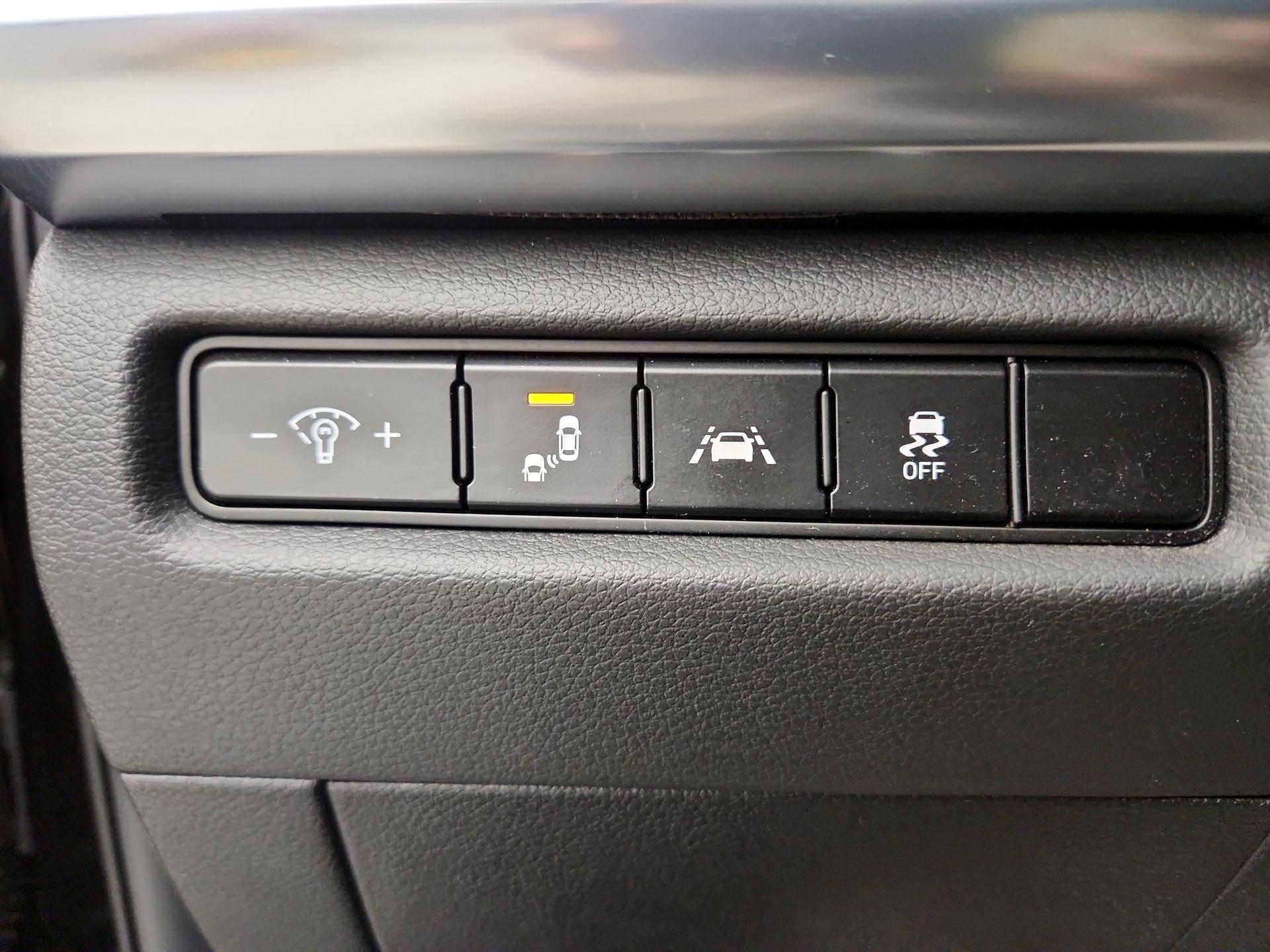 Thumbnail: 2022 Kia Telluride - 13