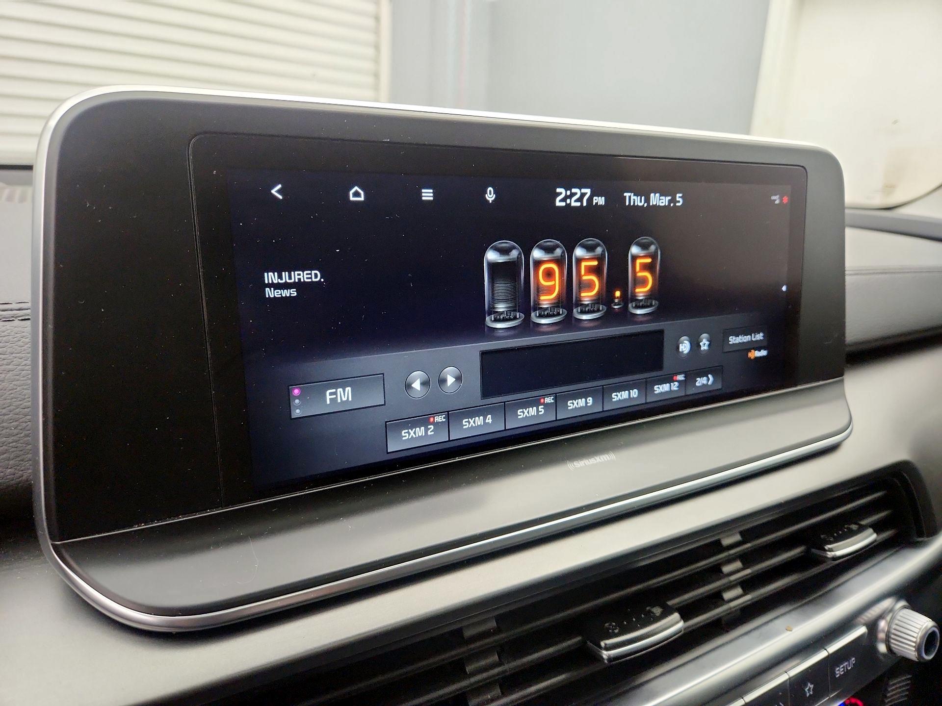 Thumbnail: 2022 Kia Telluride - 16