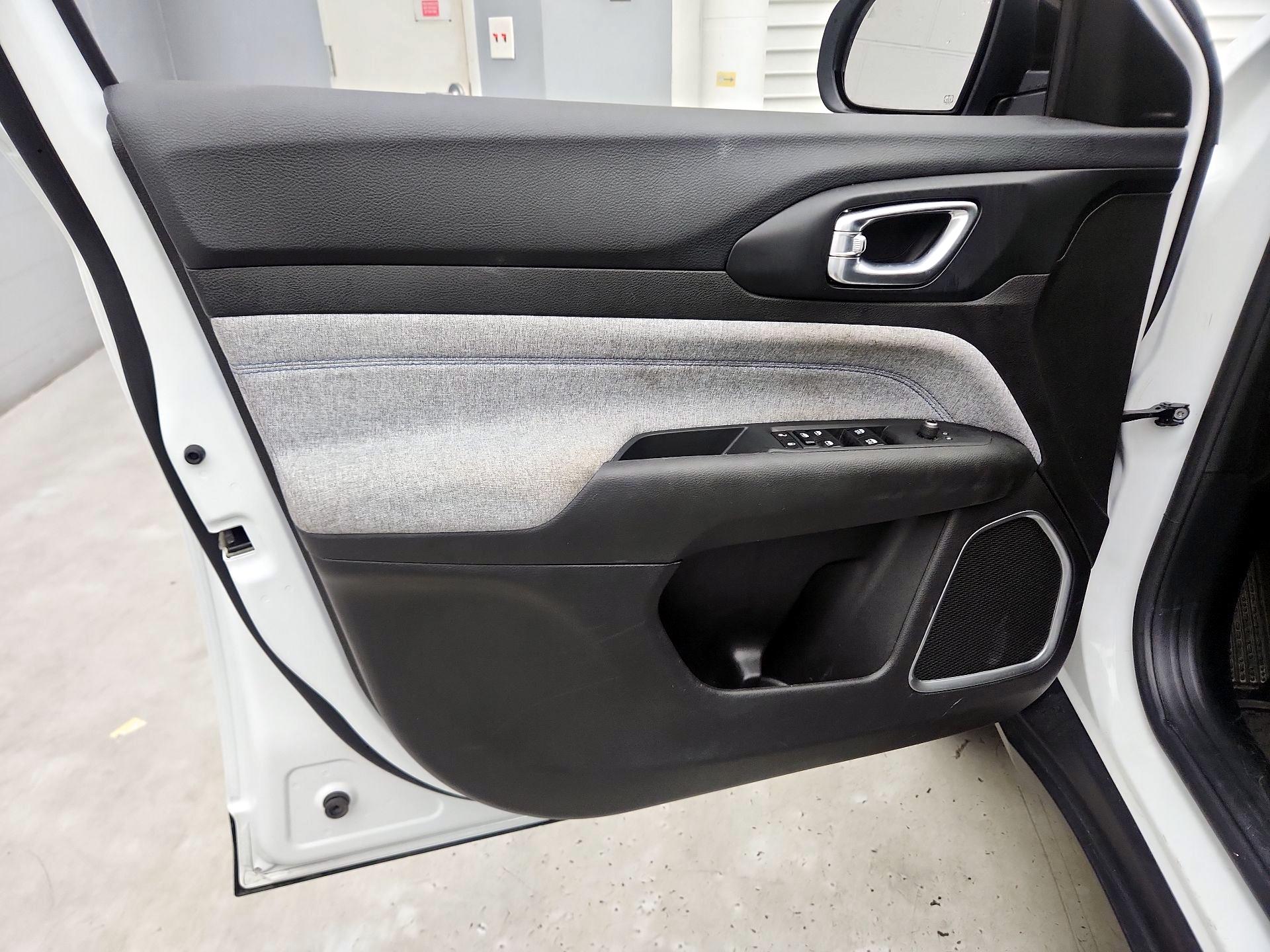 Thumbnail: 2025 Jeep Compass - 12