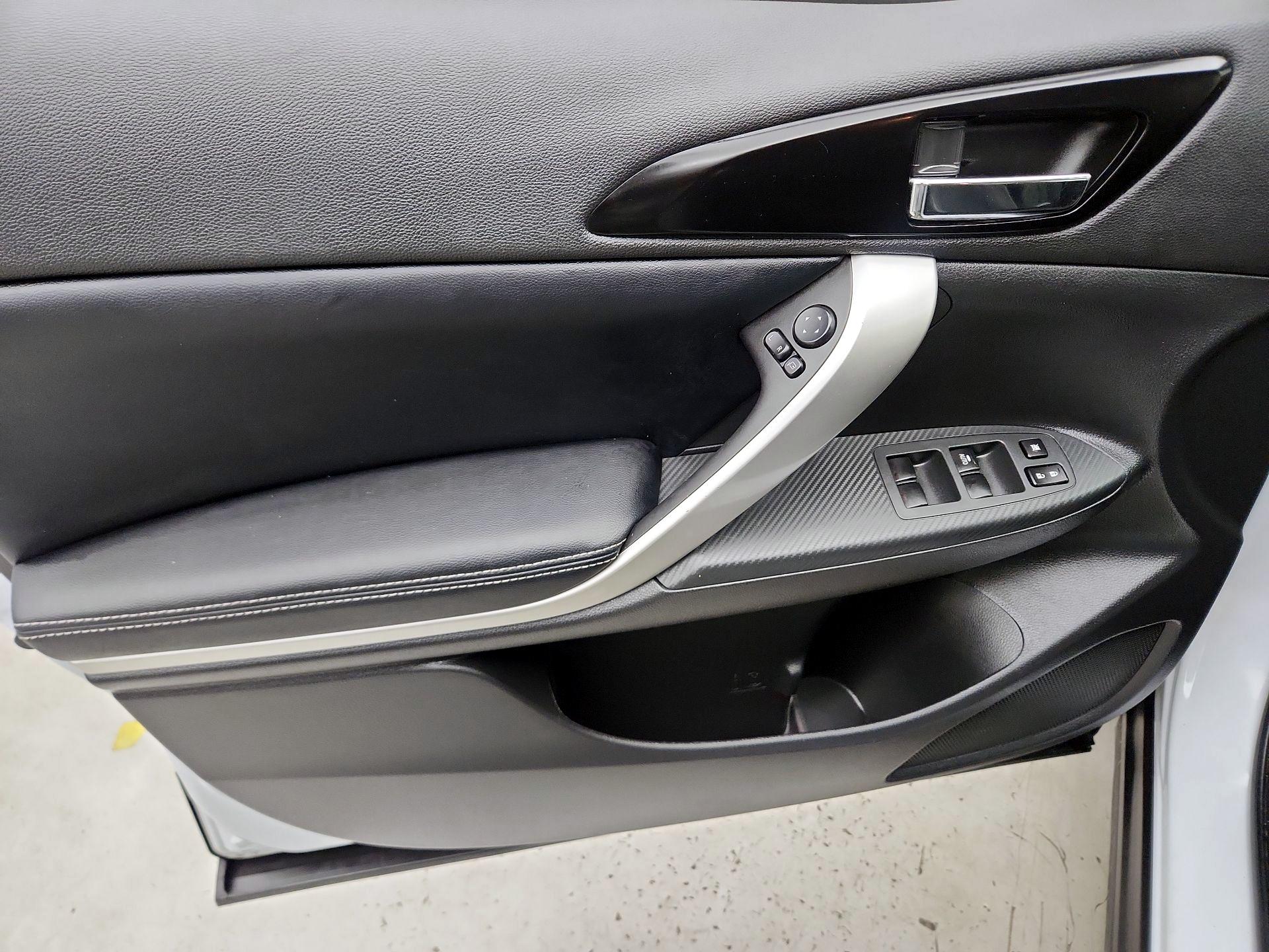 Thumbnail: 2024 Mitsubishi Eclipse Cross - 12