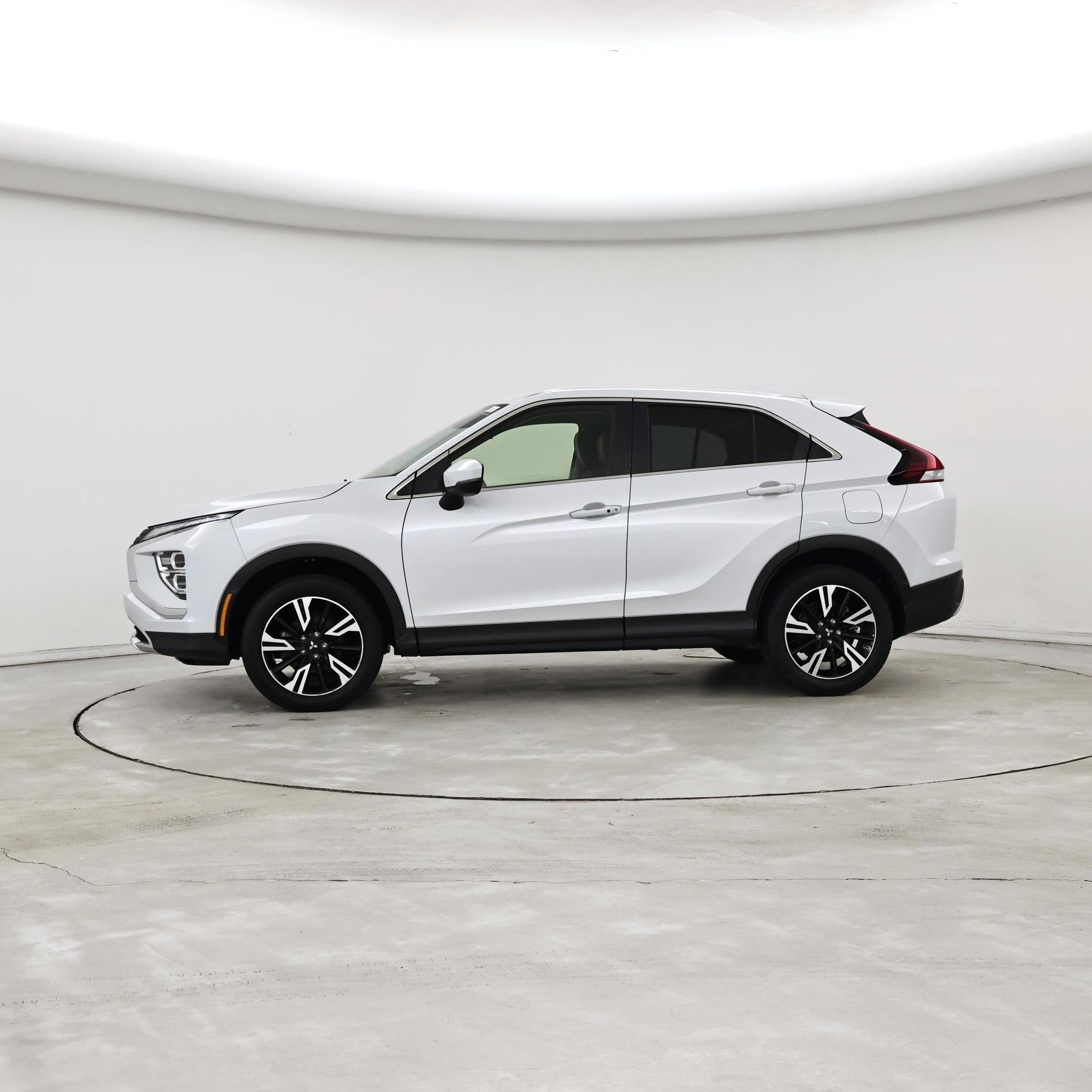 Thumbnail: 2024 Mitsubishi Eclipse Cross - 3