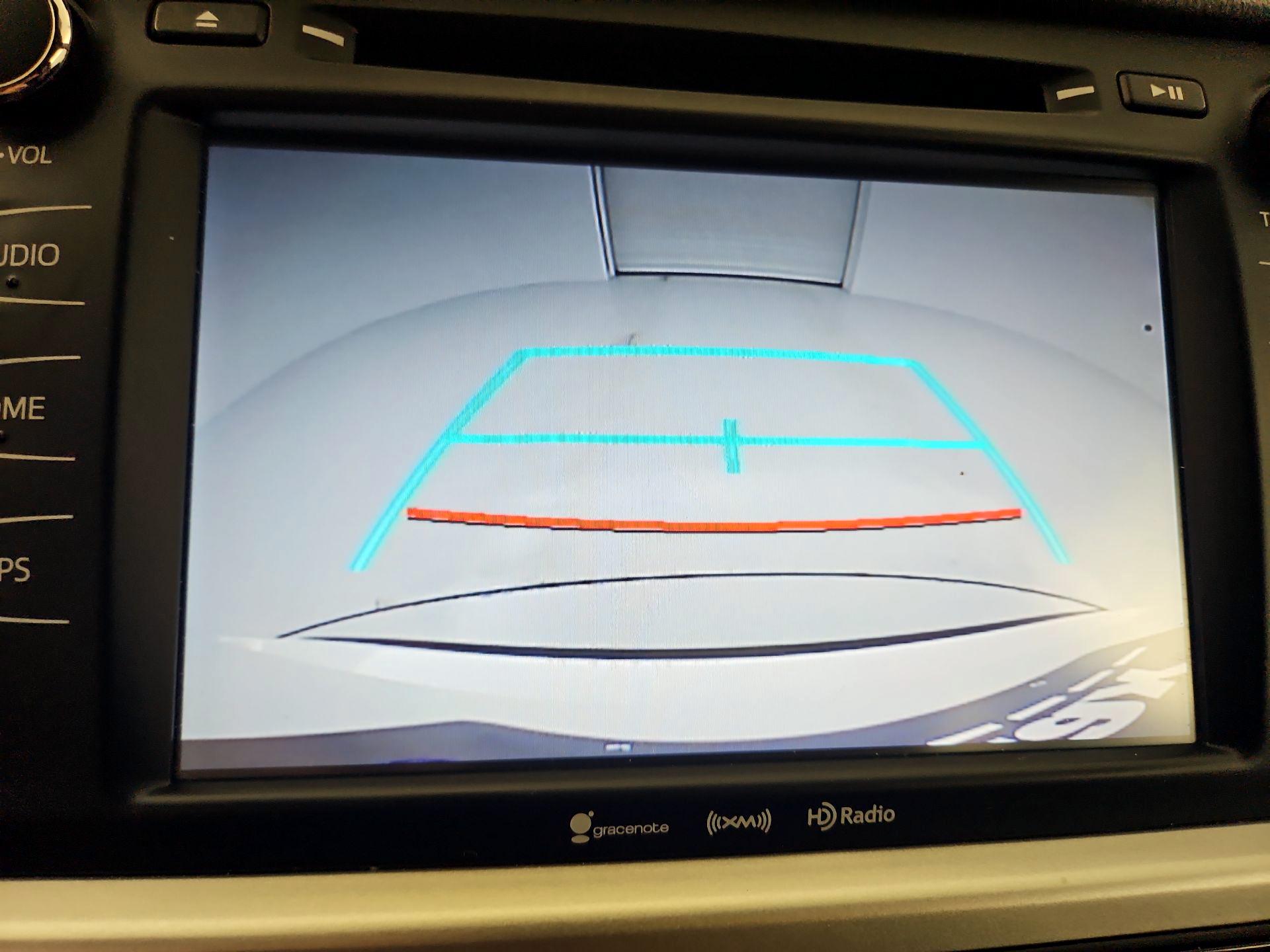 Thumbnail: 2019 Toyota Highlander - 15