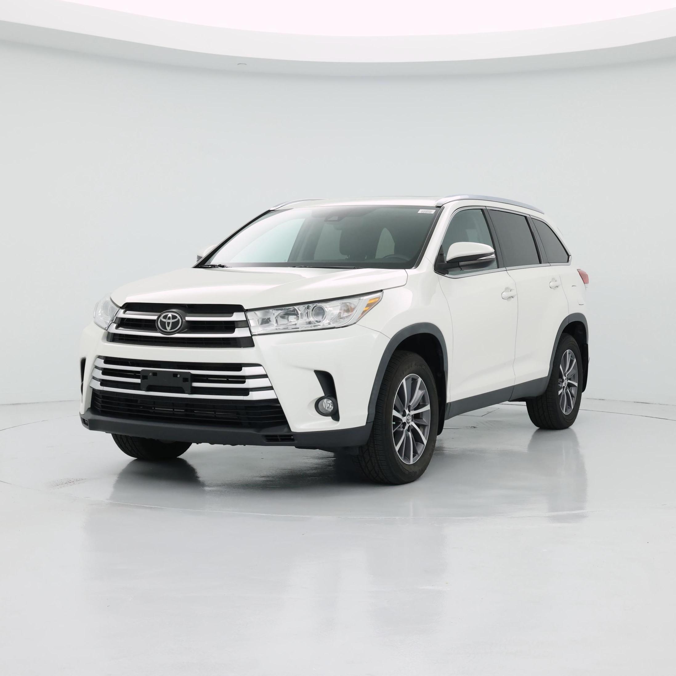 Thumbnail: 2019 Toyota Highlander - 4