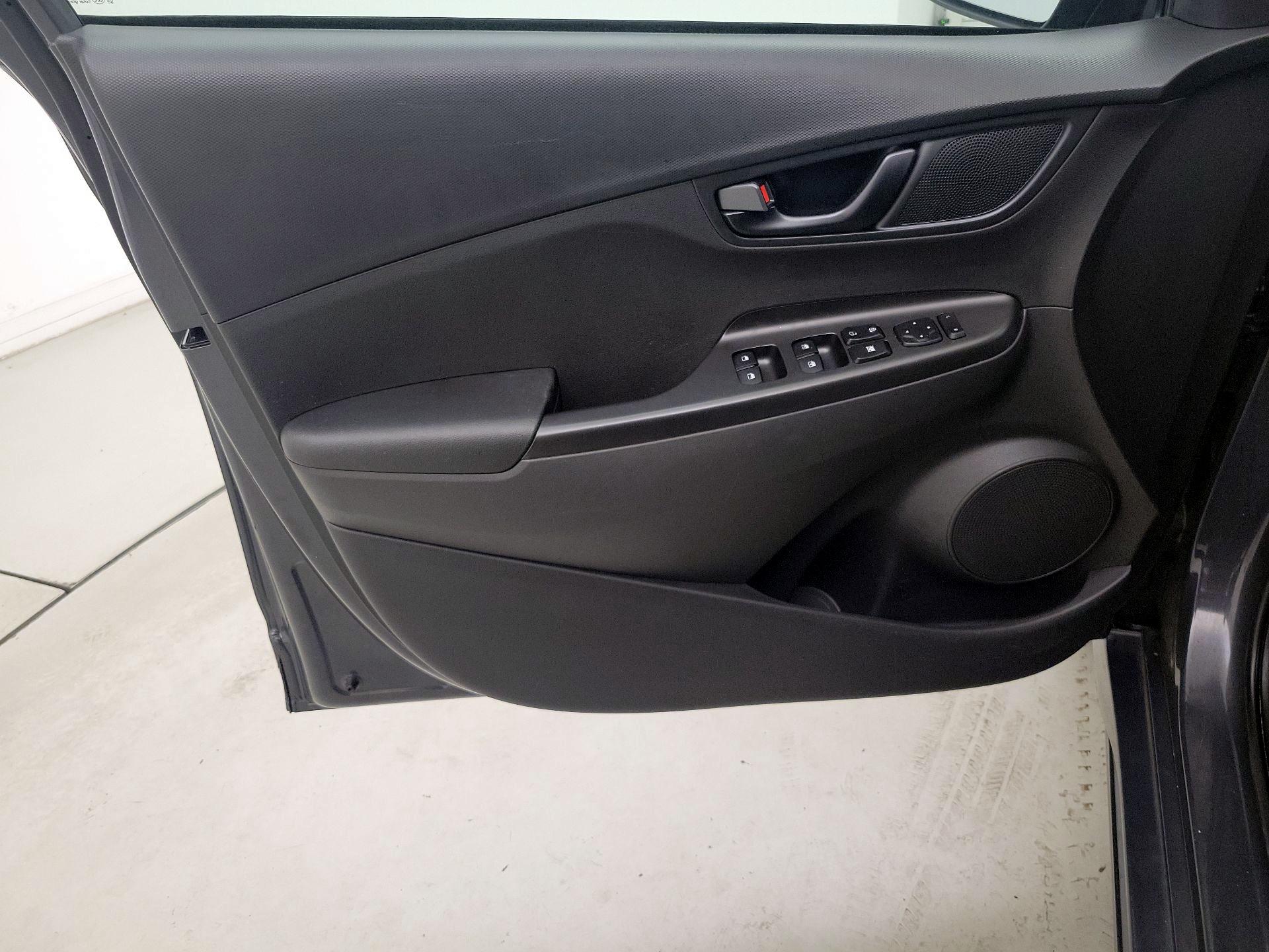 Thumbnail: 2023 Hyundai Kona - 12