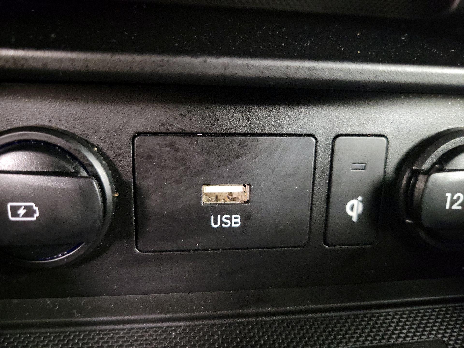 Thumbnail: 2023 Hyundai Kona - 19