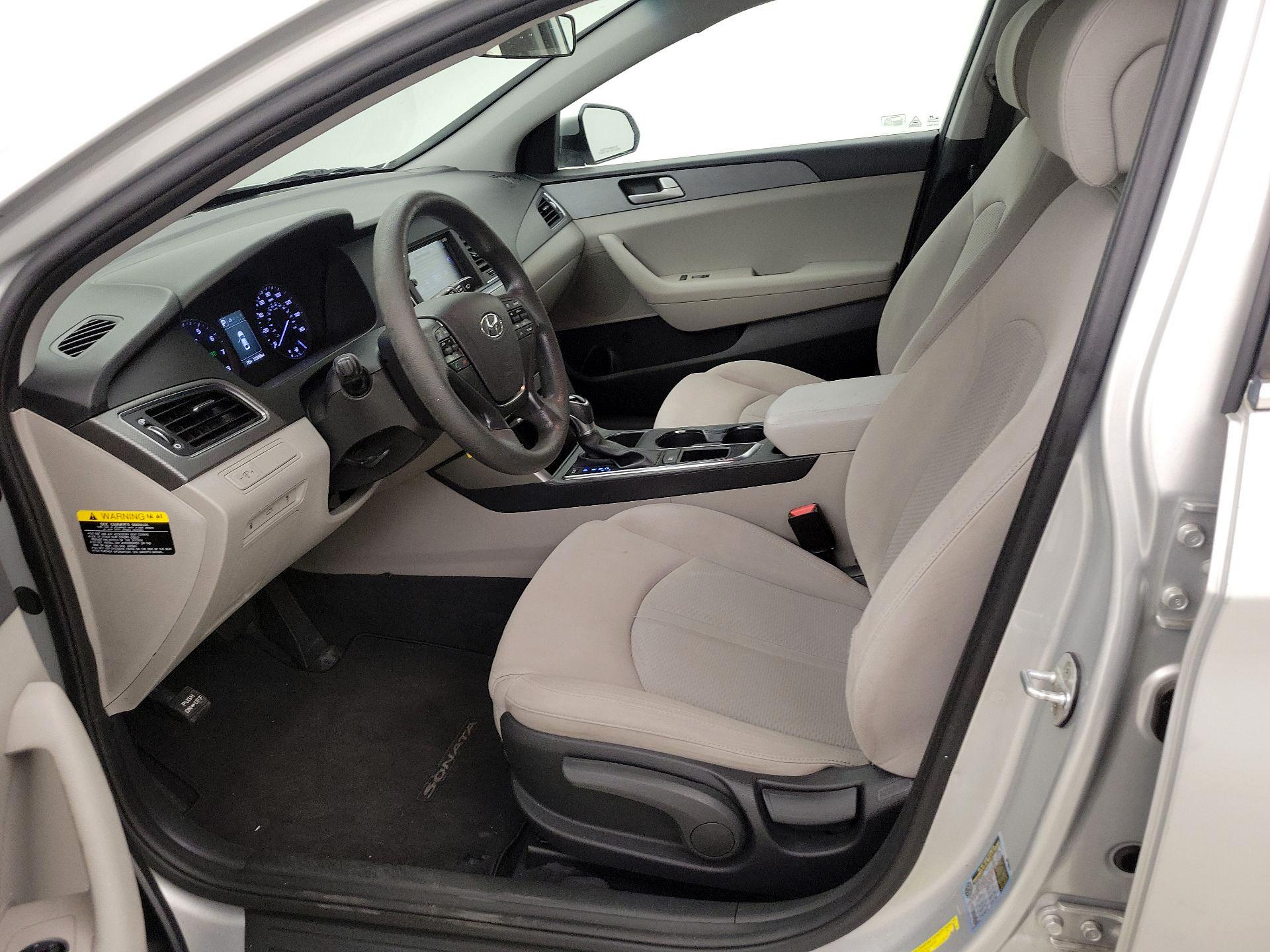 Thumbnail: 2017 Hyundai Sonata - 11