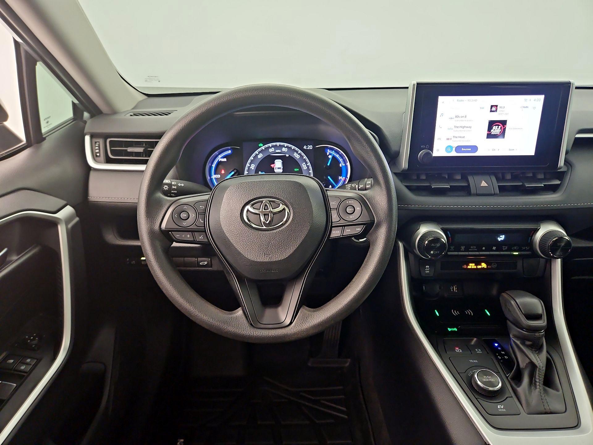 Thumbnail: 2024 Toyota RAV4 - 10