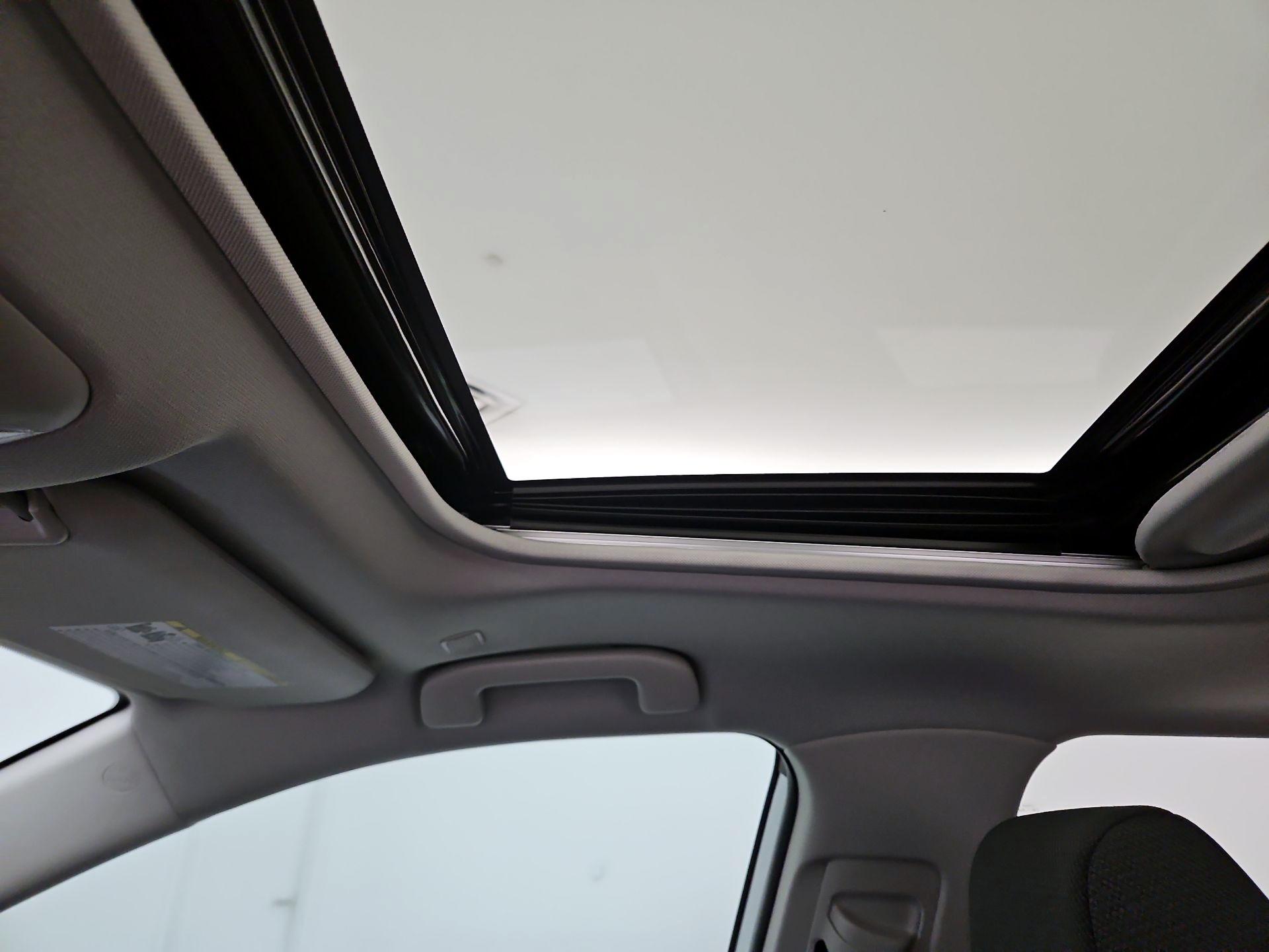 Thumbnail: 2024 Toyota RAV4 - 19