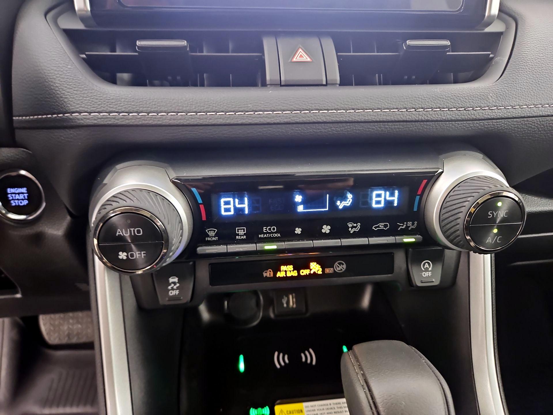 Thumbnail: 2025 Toyota RAV4 - 16