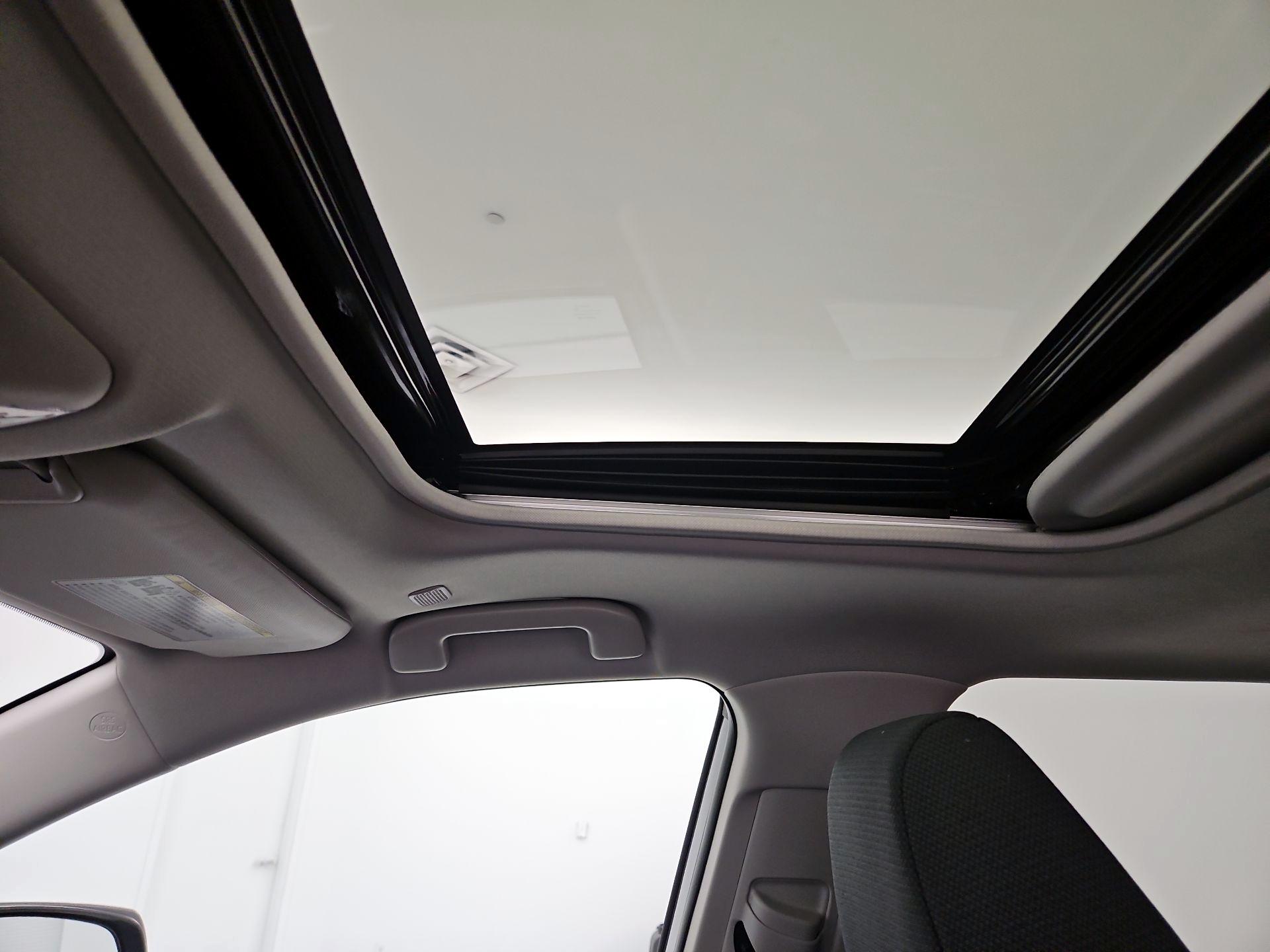 Thumbnail: 2025 Toyota RAV4 - 19