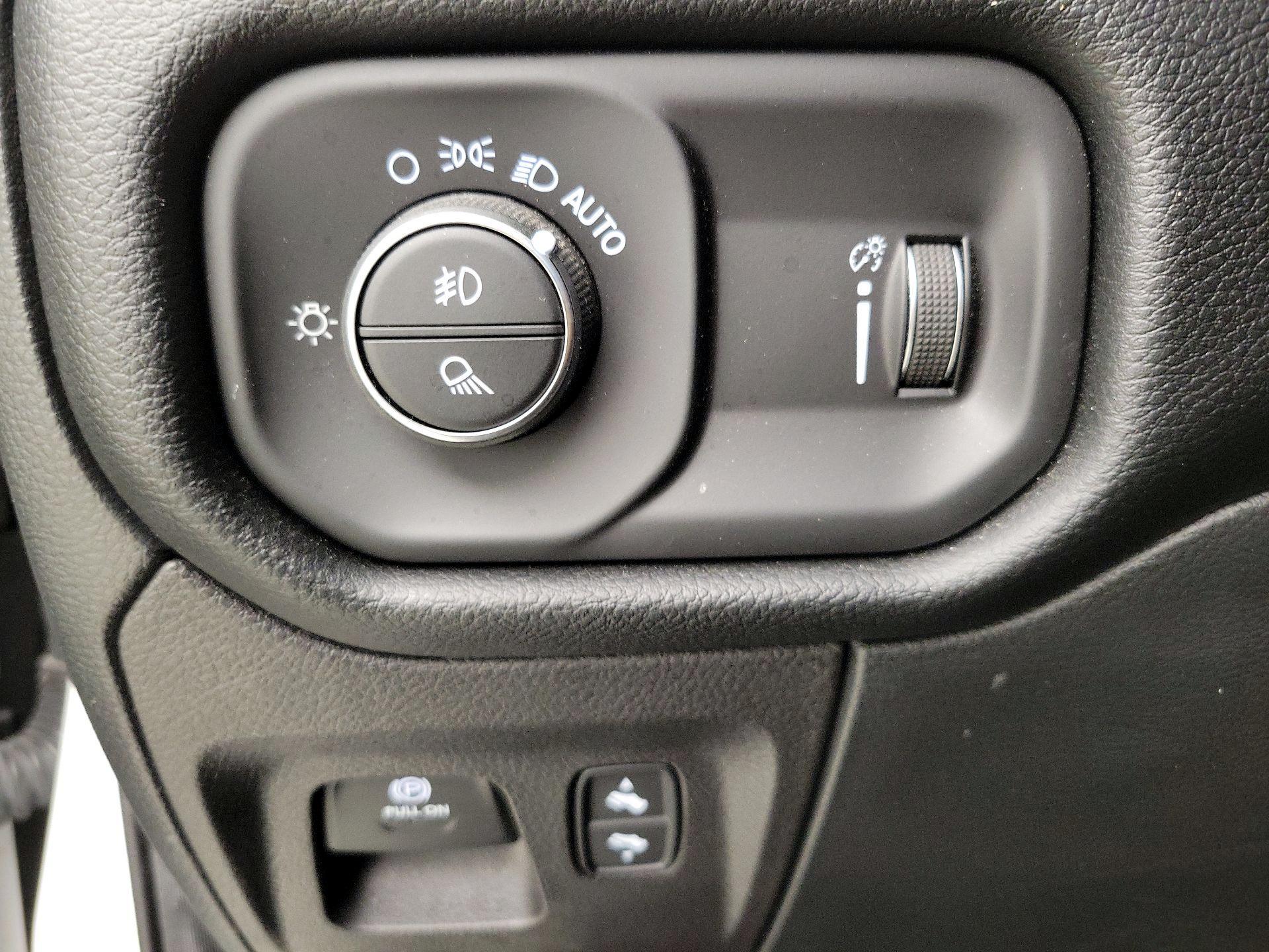 Thumbnail: 2022 RAM 1500 - 13