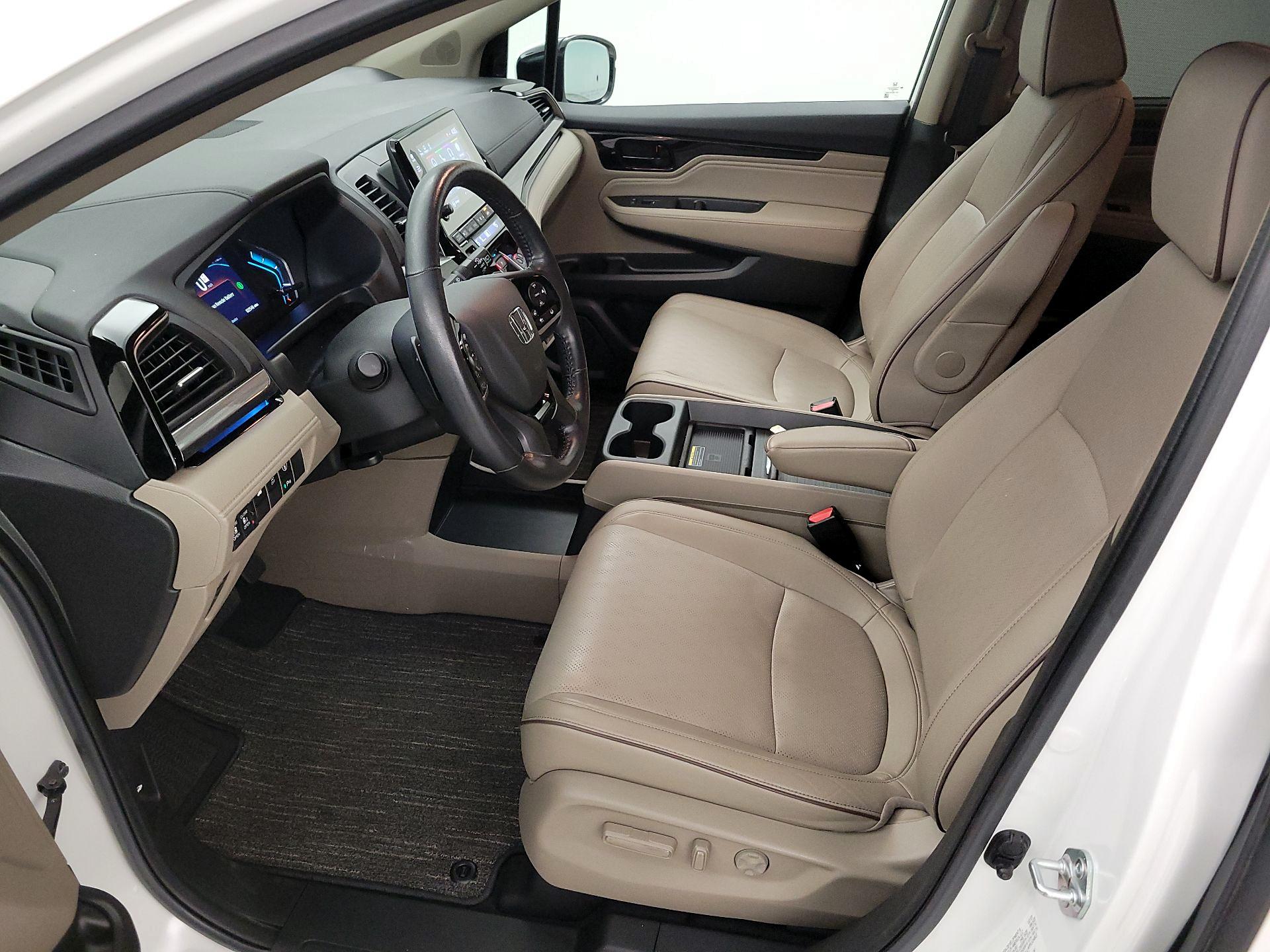 Thumbnail: 2023 Honda Odyssey - 11