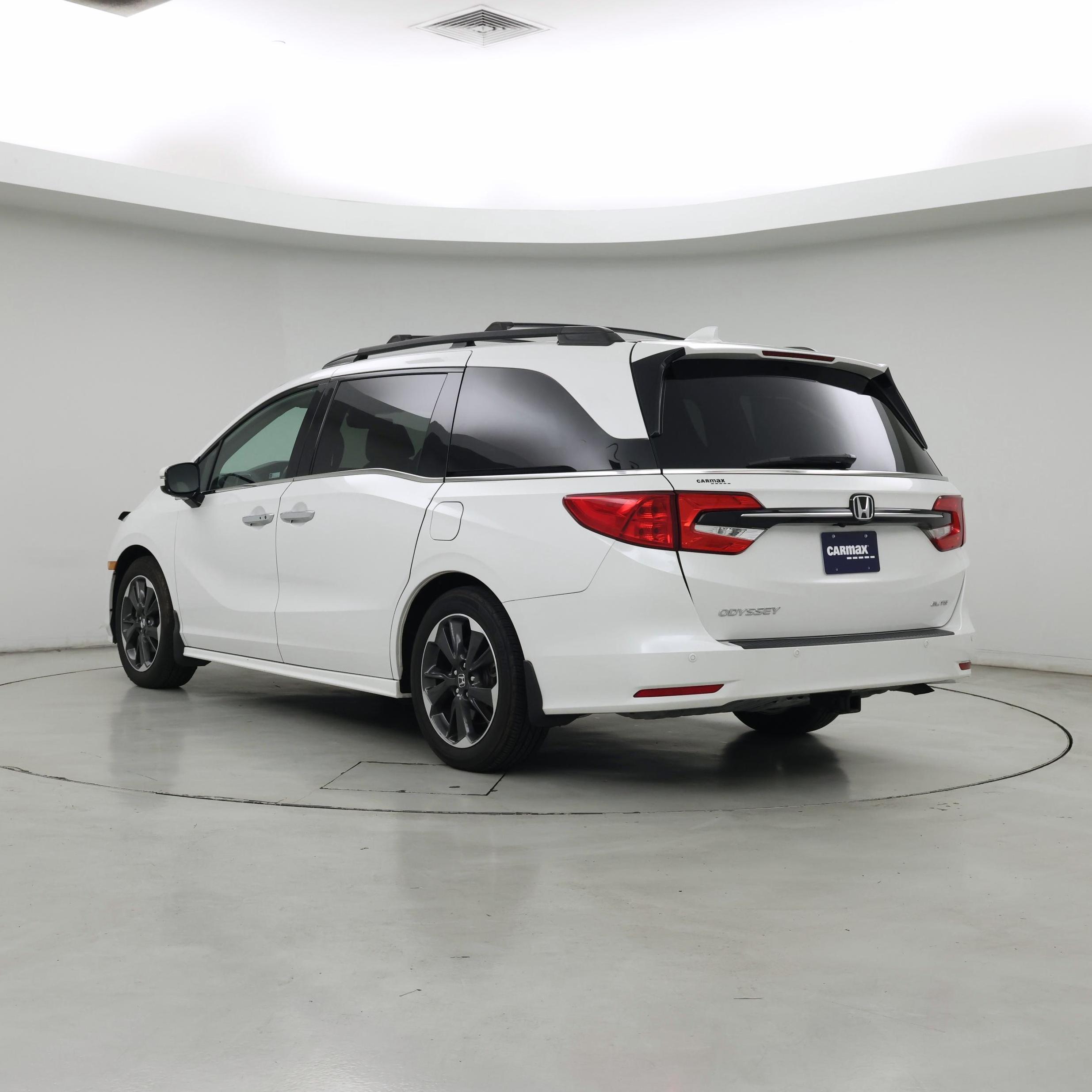 Thumbnail: 2023 Honda Odyssey - 2