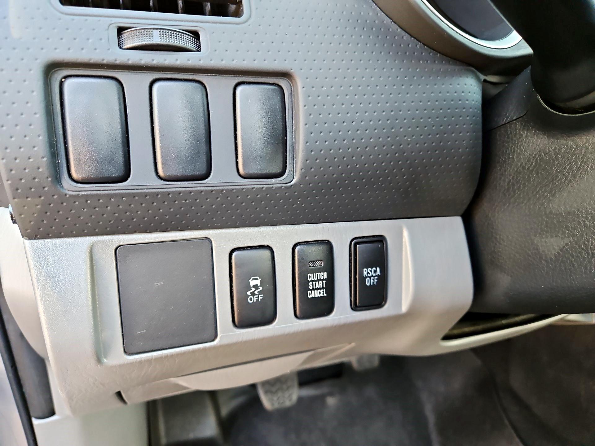 Thumbnail: 2014 Toyota Tacoma - 11