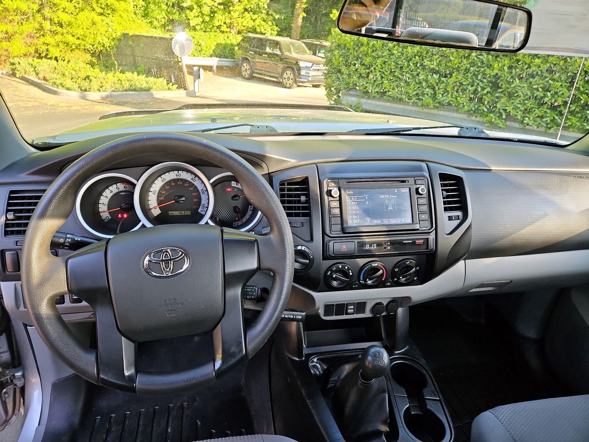 Thumbnail: 2014 Toyota Tacoma - 8