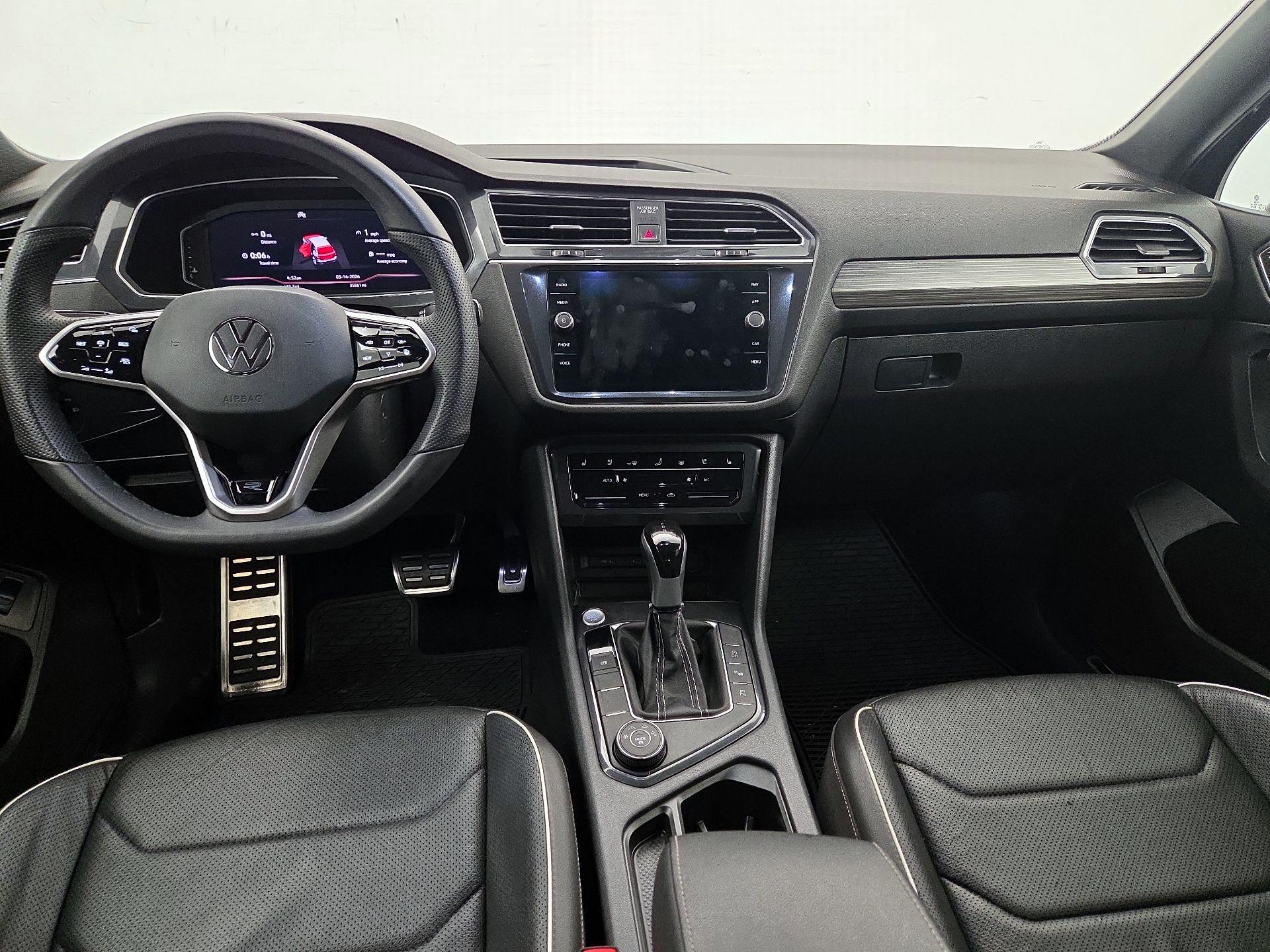 Thumbnail: 2022 Volkswagen Tiguan - 9