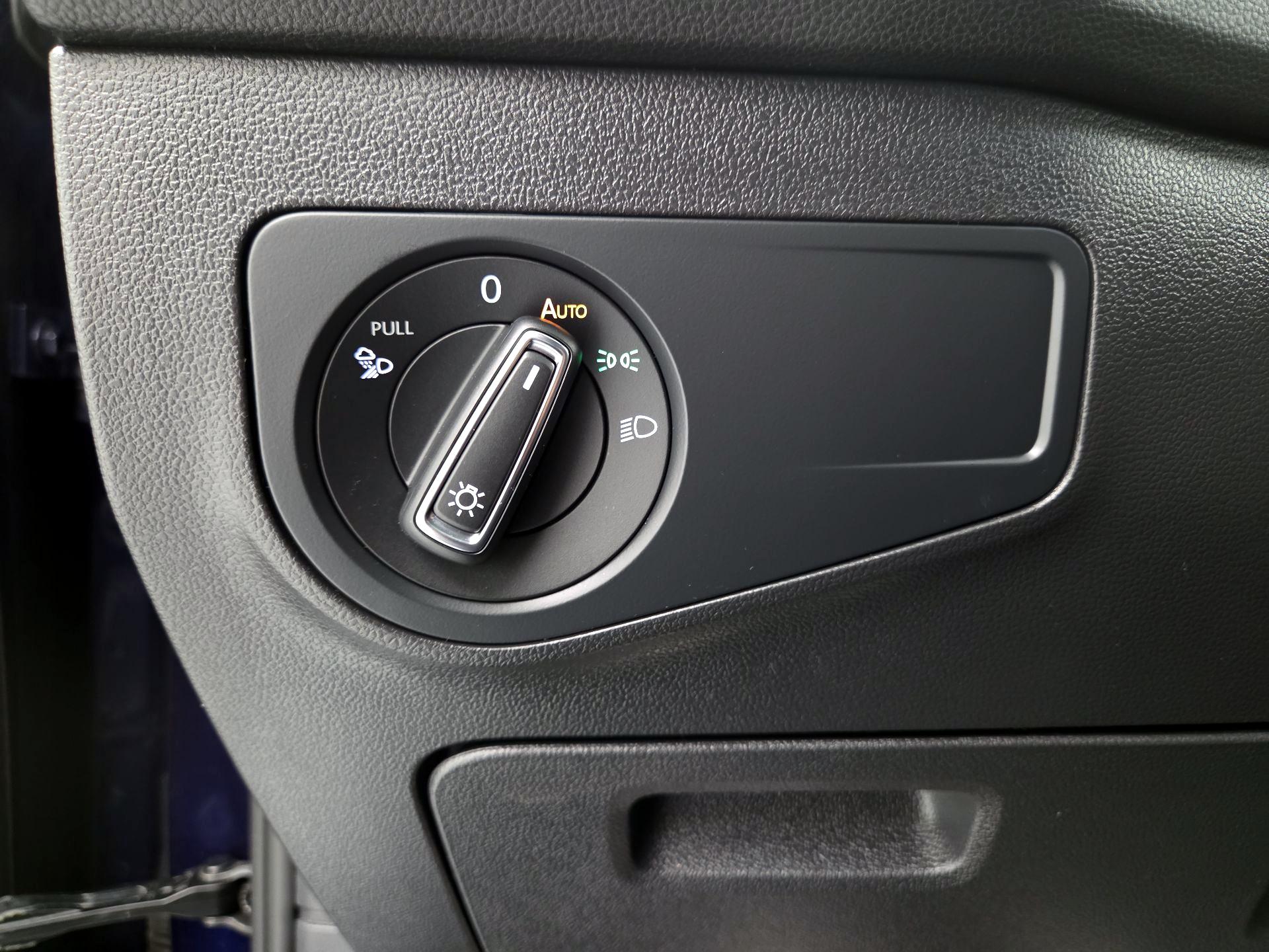 Thumbnail: 2022 Volkswagen Tiguan - 13