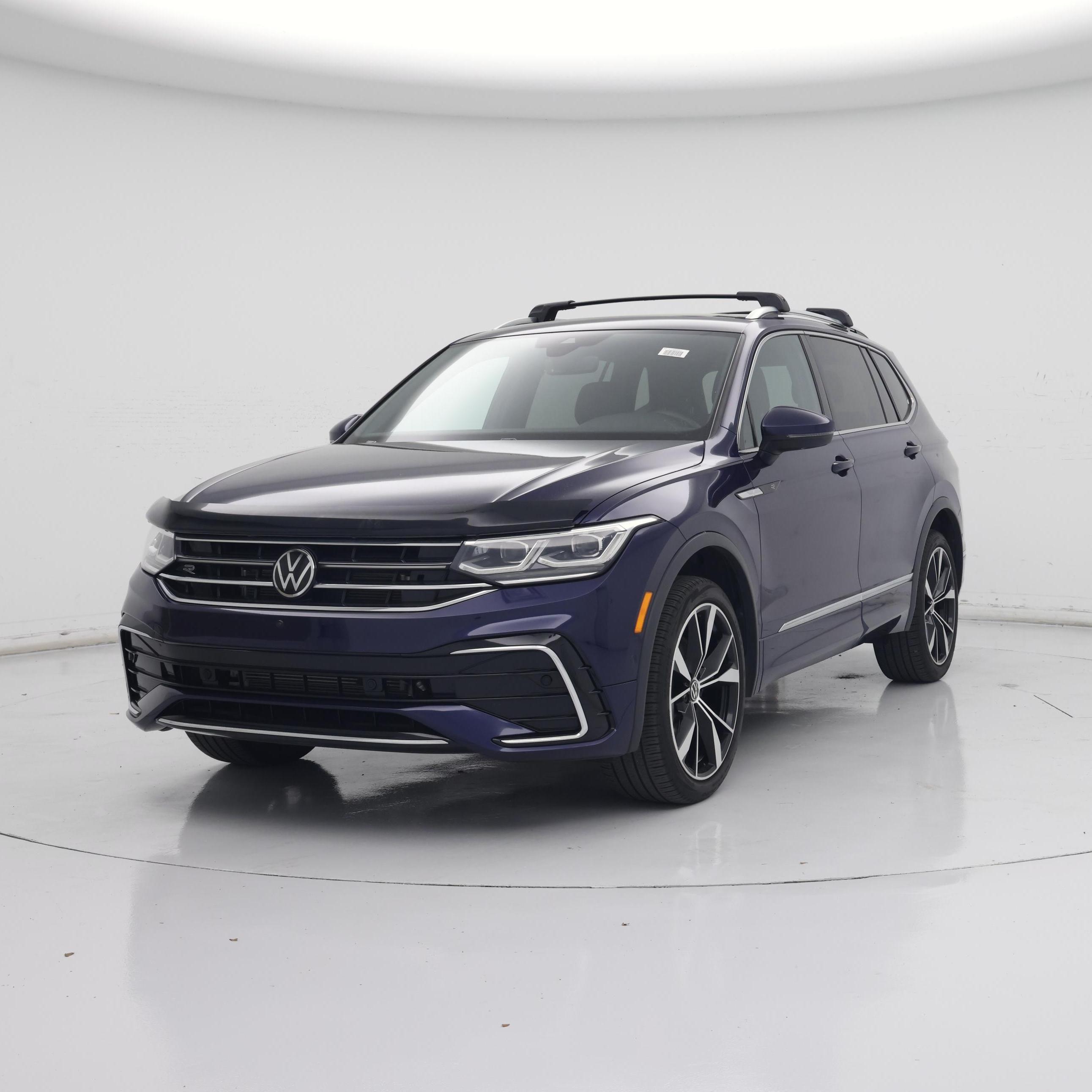 Thumbnail: 2022 Volkswagen Tiguan - 4