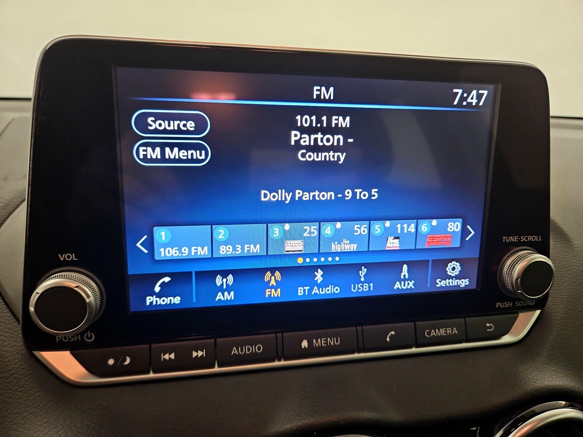 Thumbnail: 2024 Nissan Sentra - 15