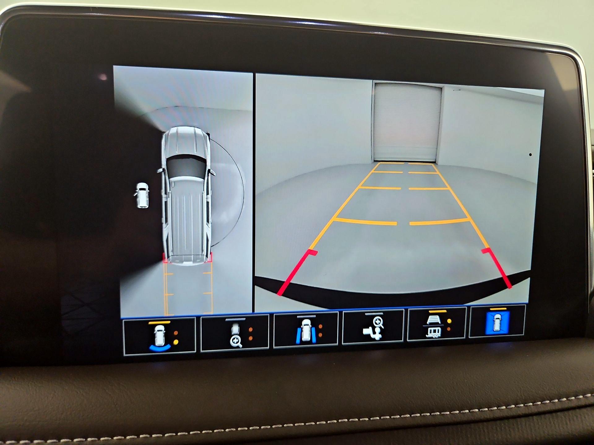 Thumbnail: 2023 GMC Yukon - 15