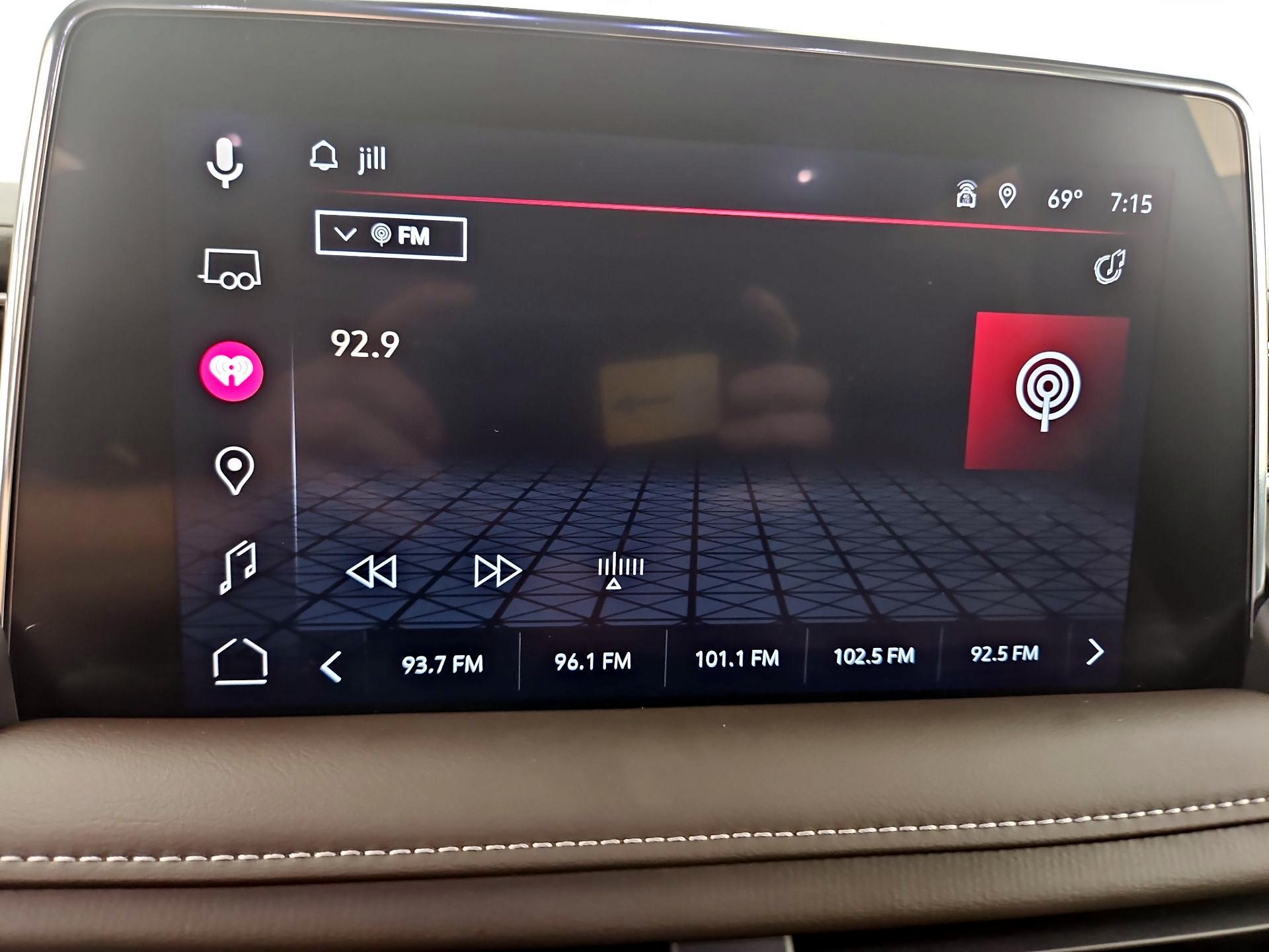 Thumbnail: 2023 GMC Yukon - 16