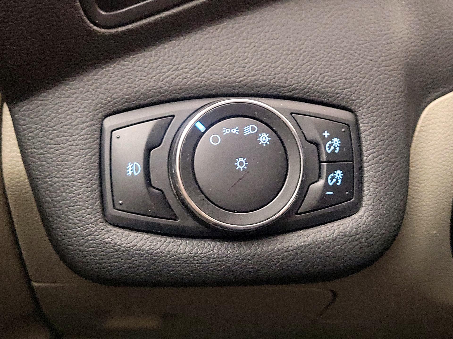 Thumbnail: 2014 Ford Escape - 13