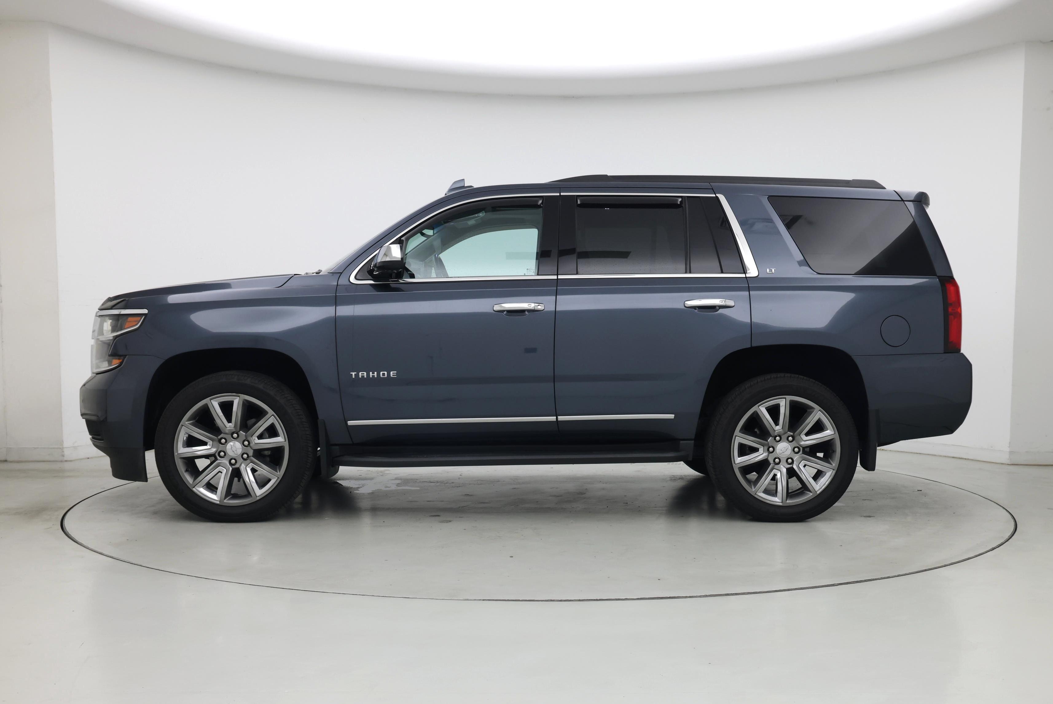 Thumbnail: 2019 Chevrolet Tahoe - 3