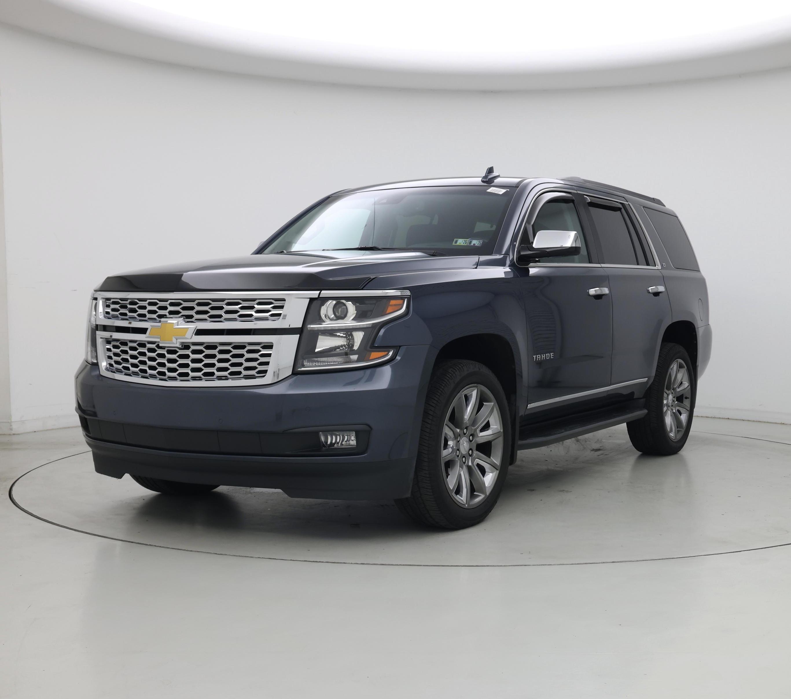 Thumbnail: 2019 Chevrolet Tahoe - 4
