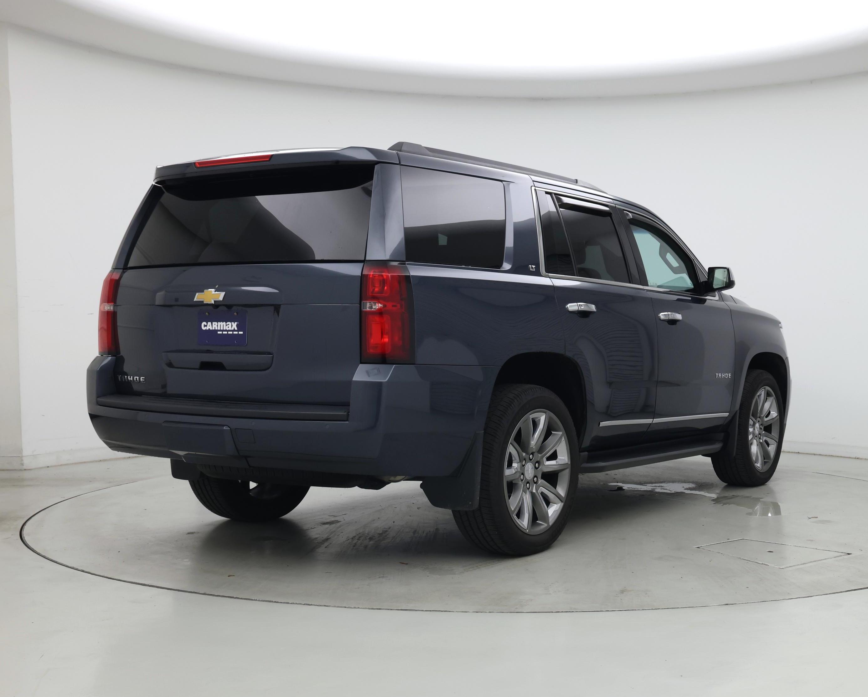 Thumbnail: 2019 Chevrolet Tahoe - 8