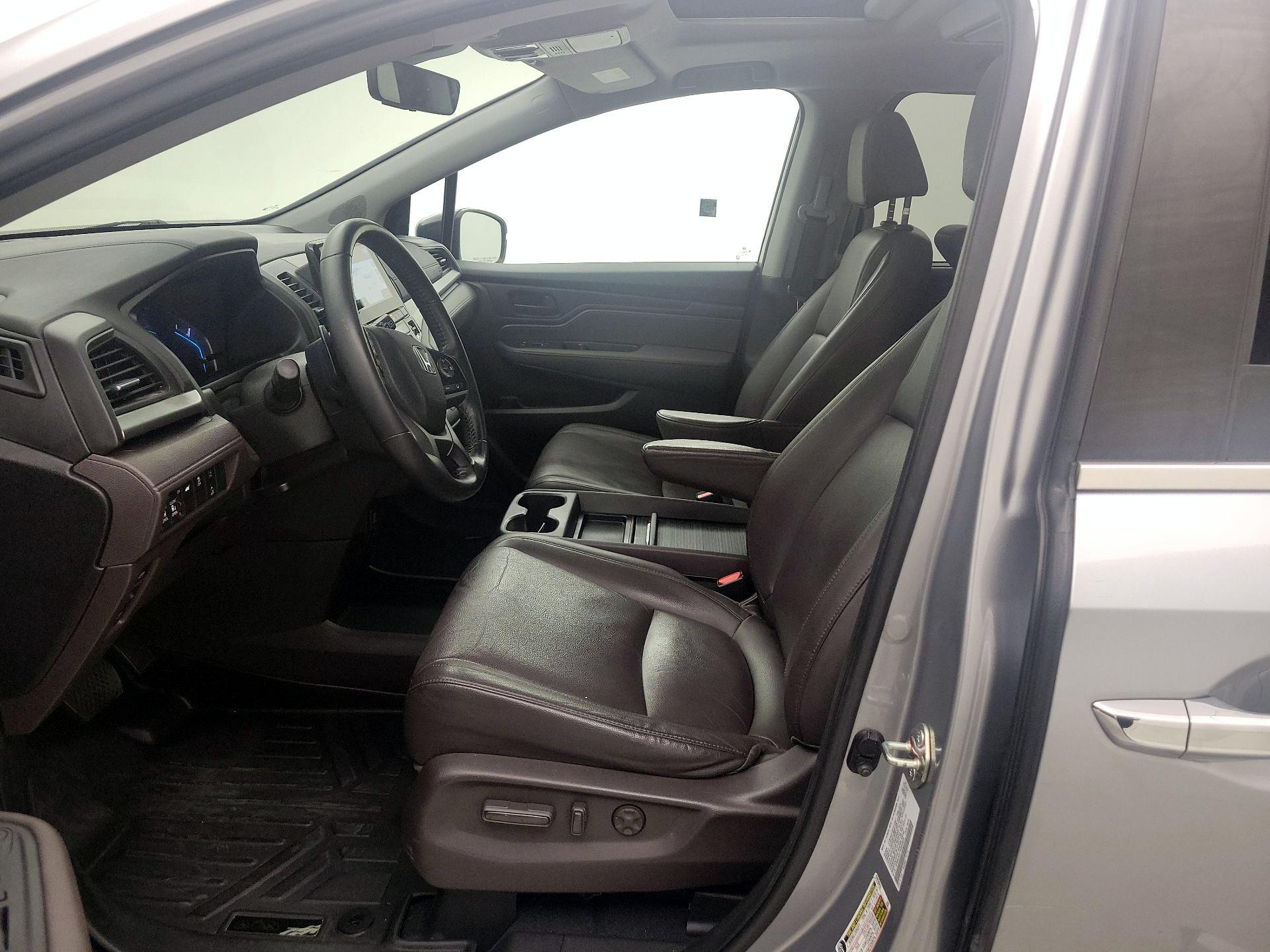 Thumbnail: 2019 Honda Odyssey - 11
