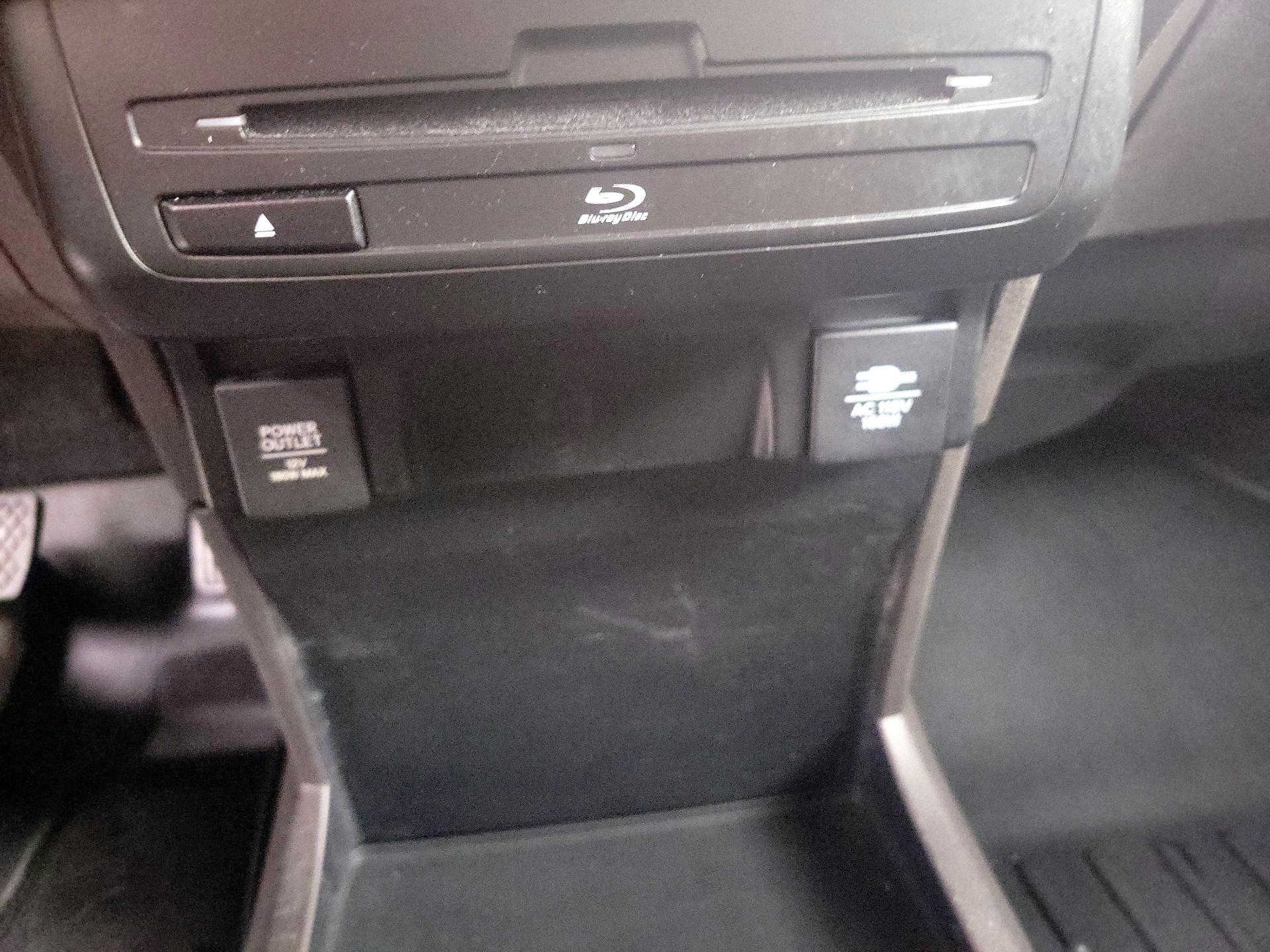 Thumbnail: 2019 Honda Odyssey - 19