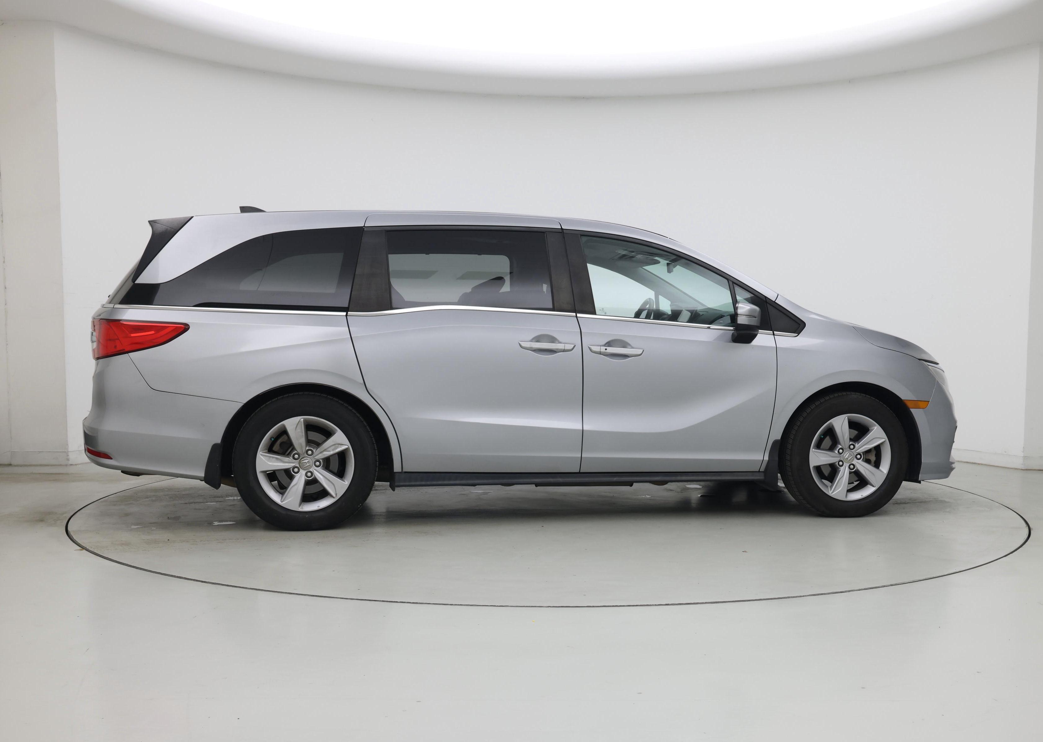 Thumbnail: 2019 Honda Odyssey - 4