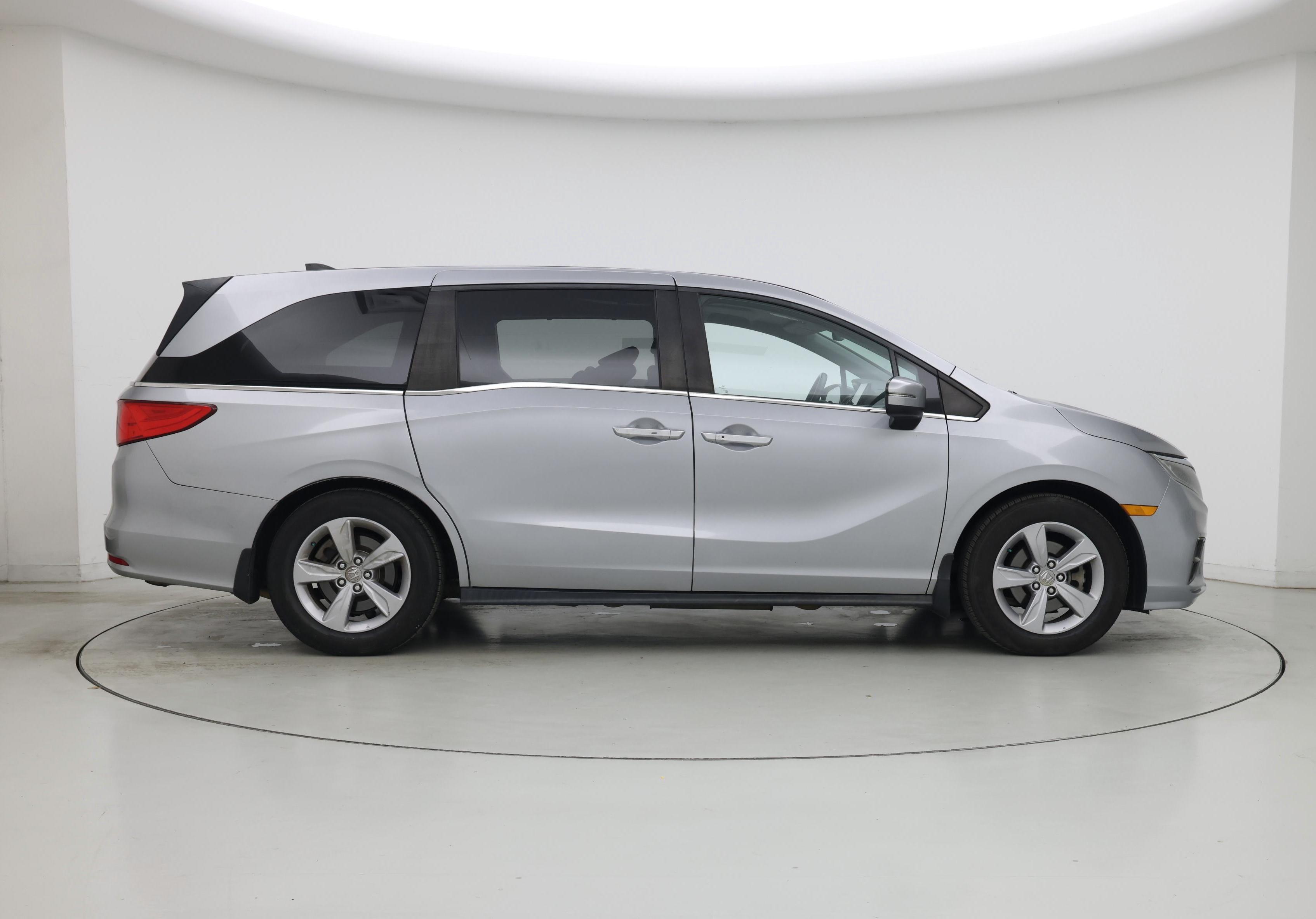 Thumbnail: 2019 Honda Odyssey - 6