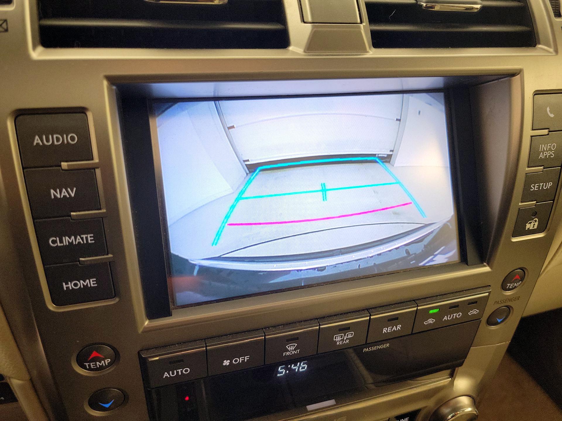 Thumbnail: 2017 Lexus GX - 15