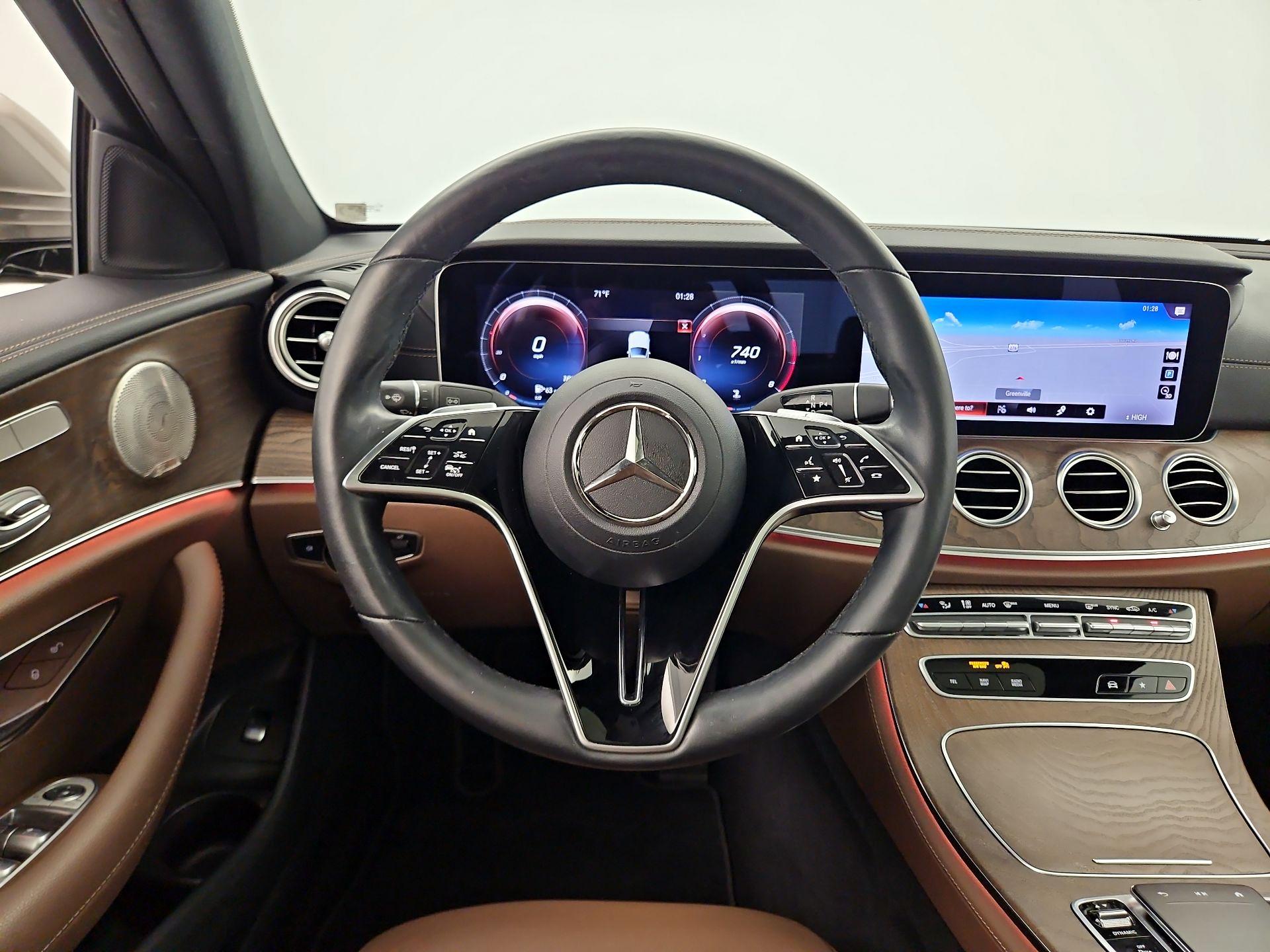 Thumbnail: 2023 Mercedes-Benz E-Class - 10