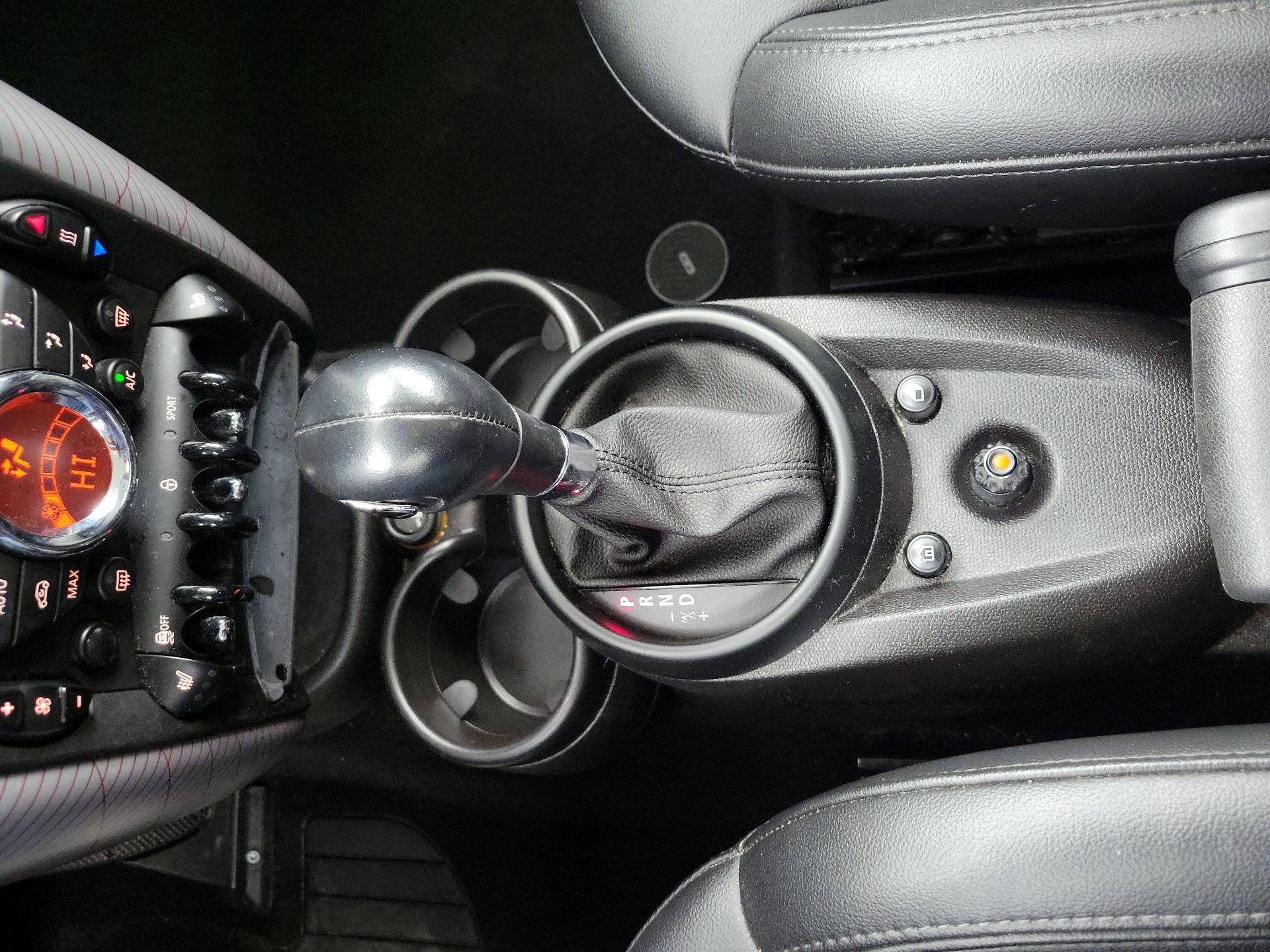 Thumbnail: 2016 MINI Cooper Countryman - 15