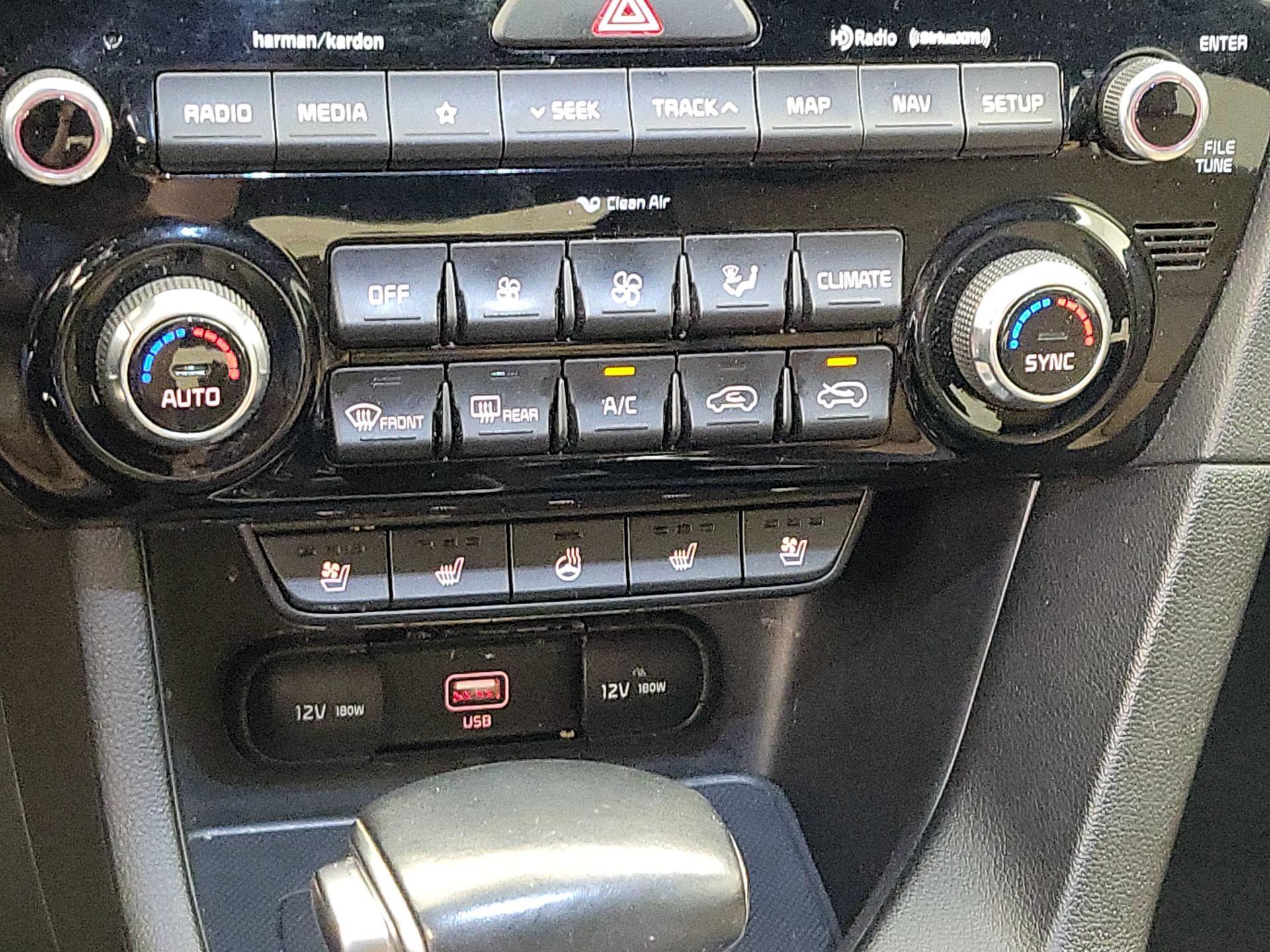 Thumbnail: 2021 Kia Sportage - 17