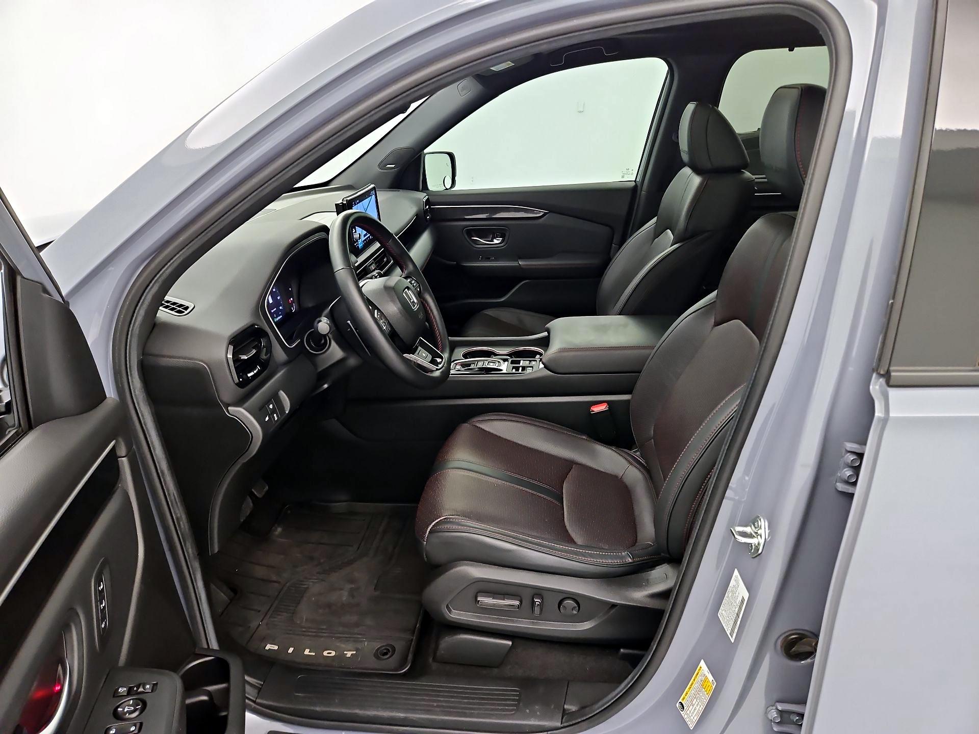 Thumbnail: 2025 Honda Pilot - 11